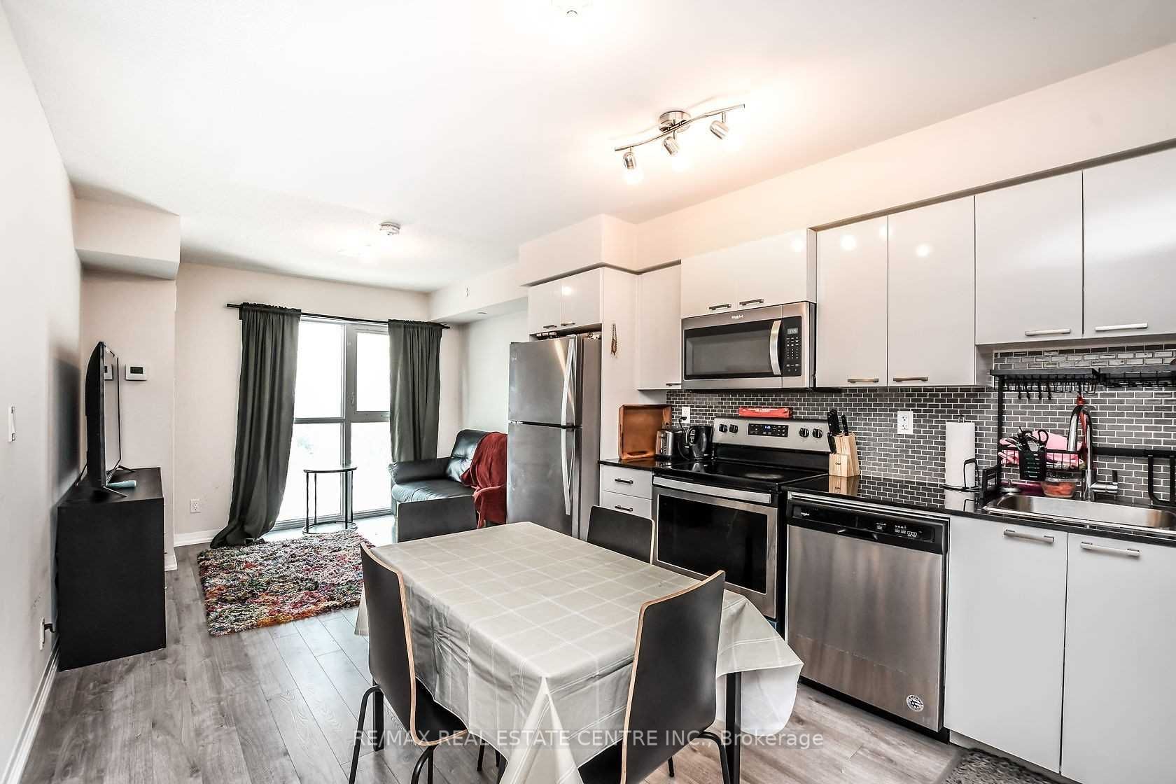 2150 Lawrence Ave, #509