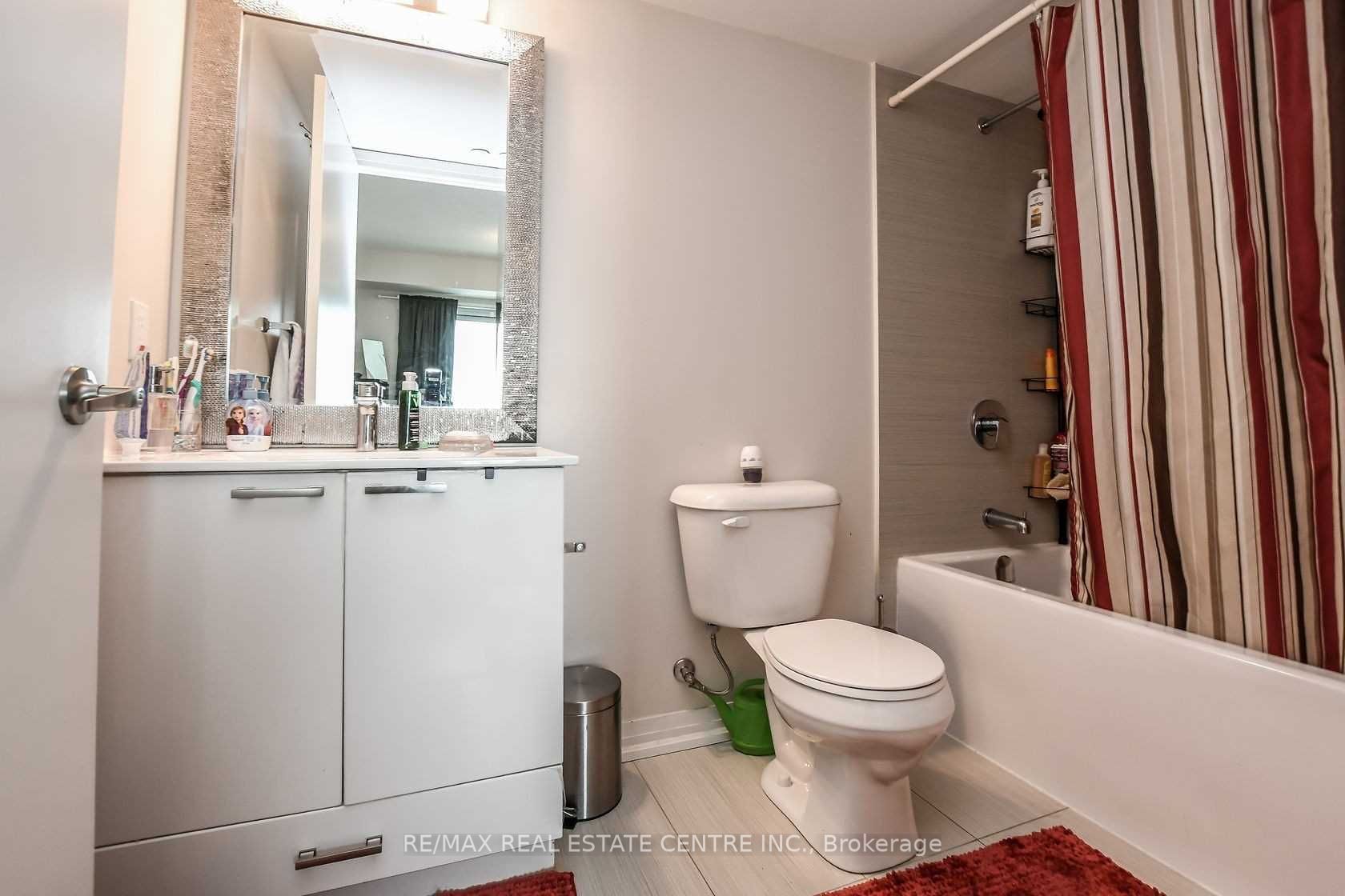 2150 Lawrence Ave, #509