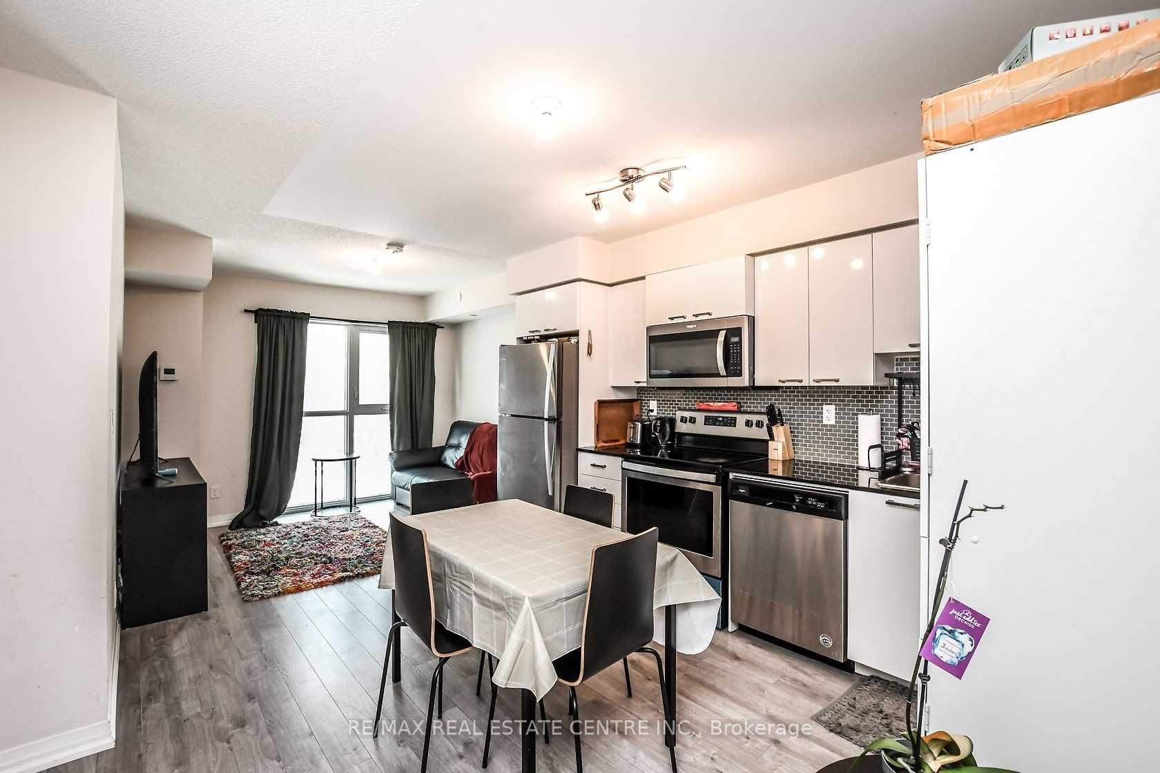 2150 Lawrence Ave, #509