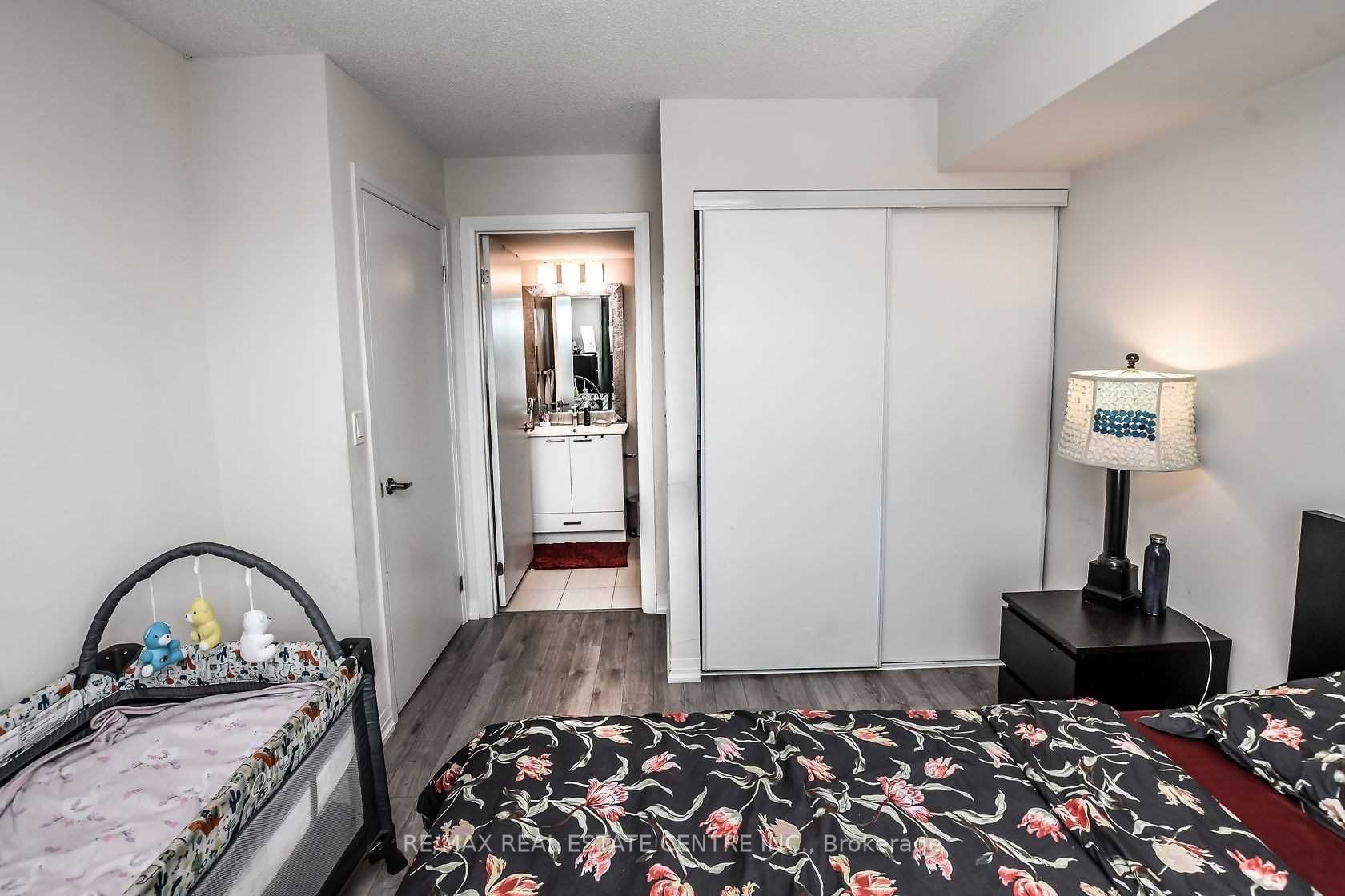 2150 Lawrence Ave, #509