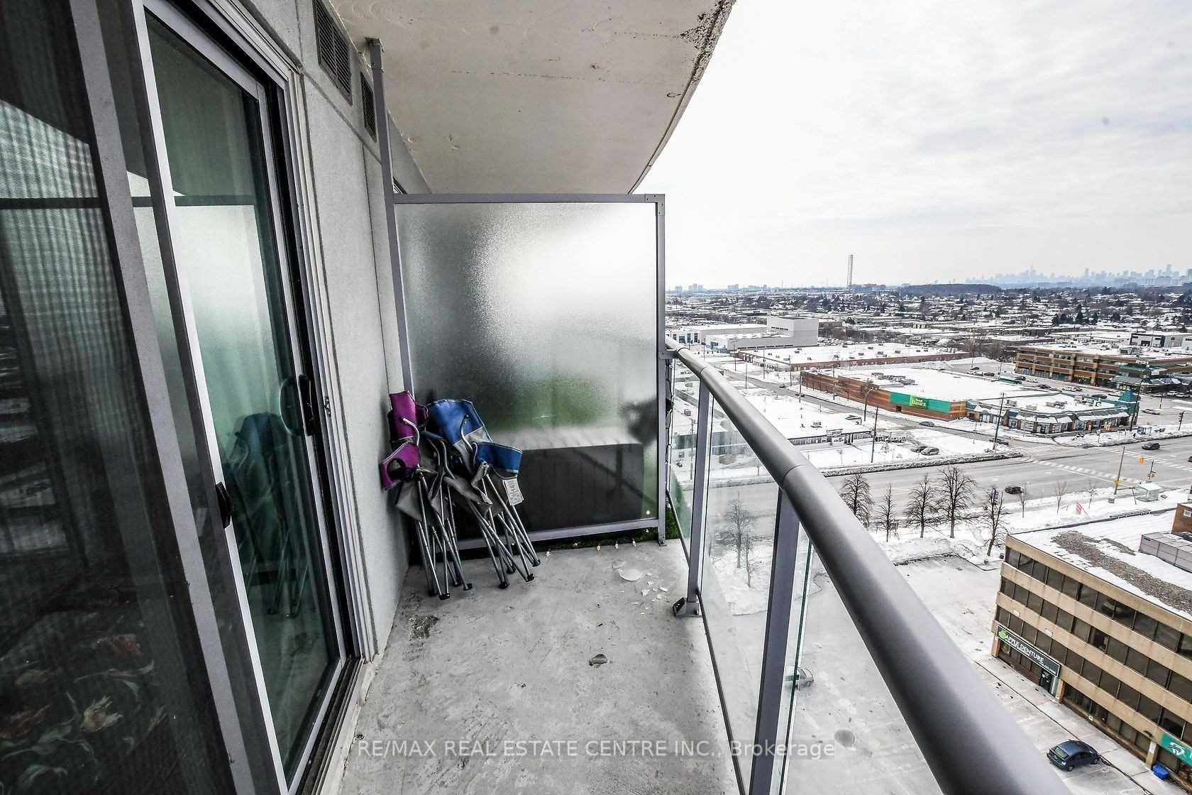 2150 Lawrence Ave, #509