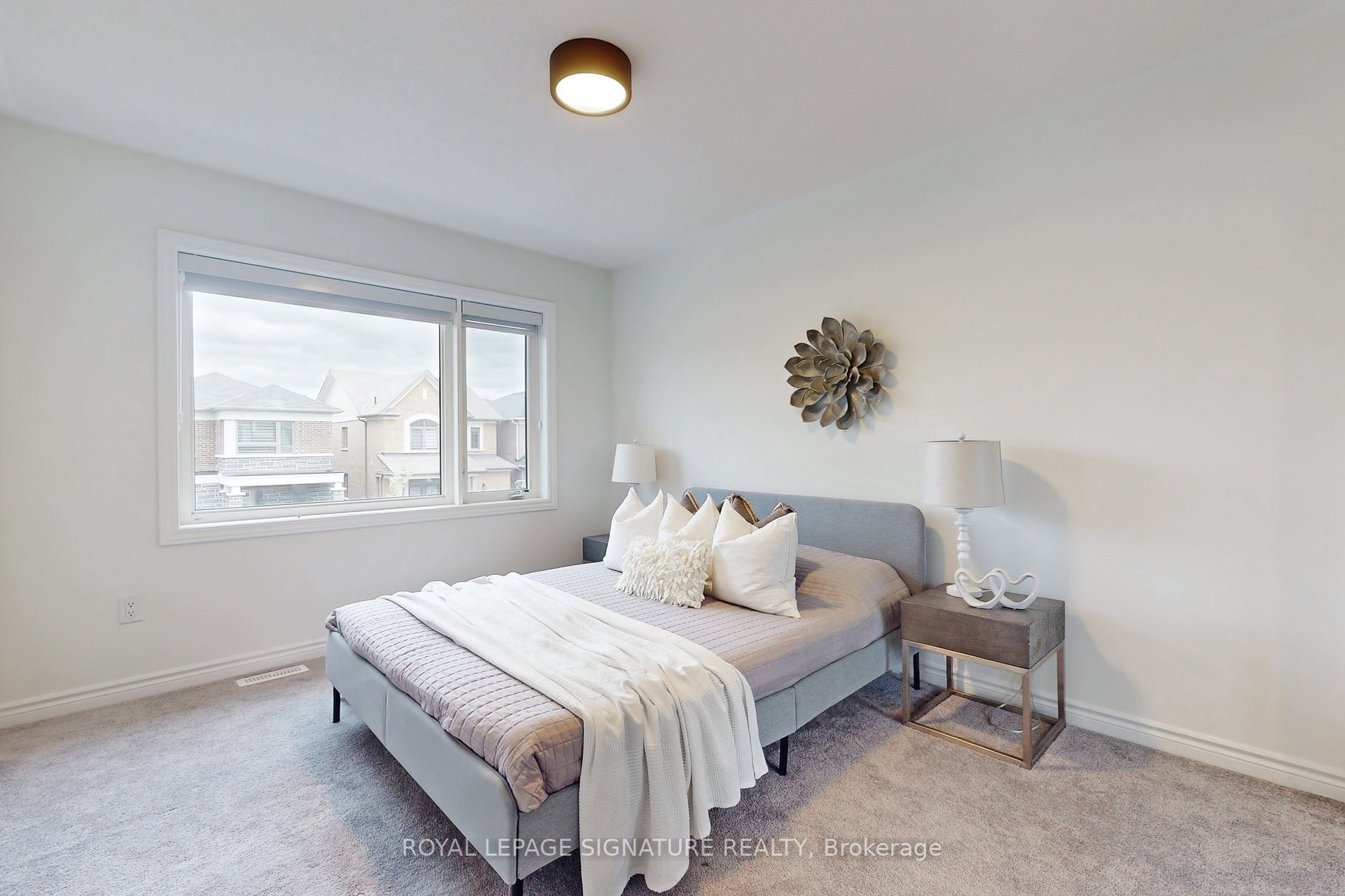 49 Broden Cres
