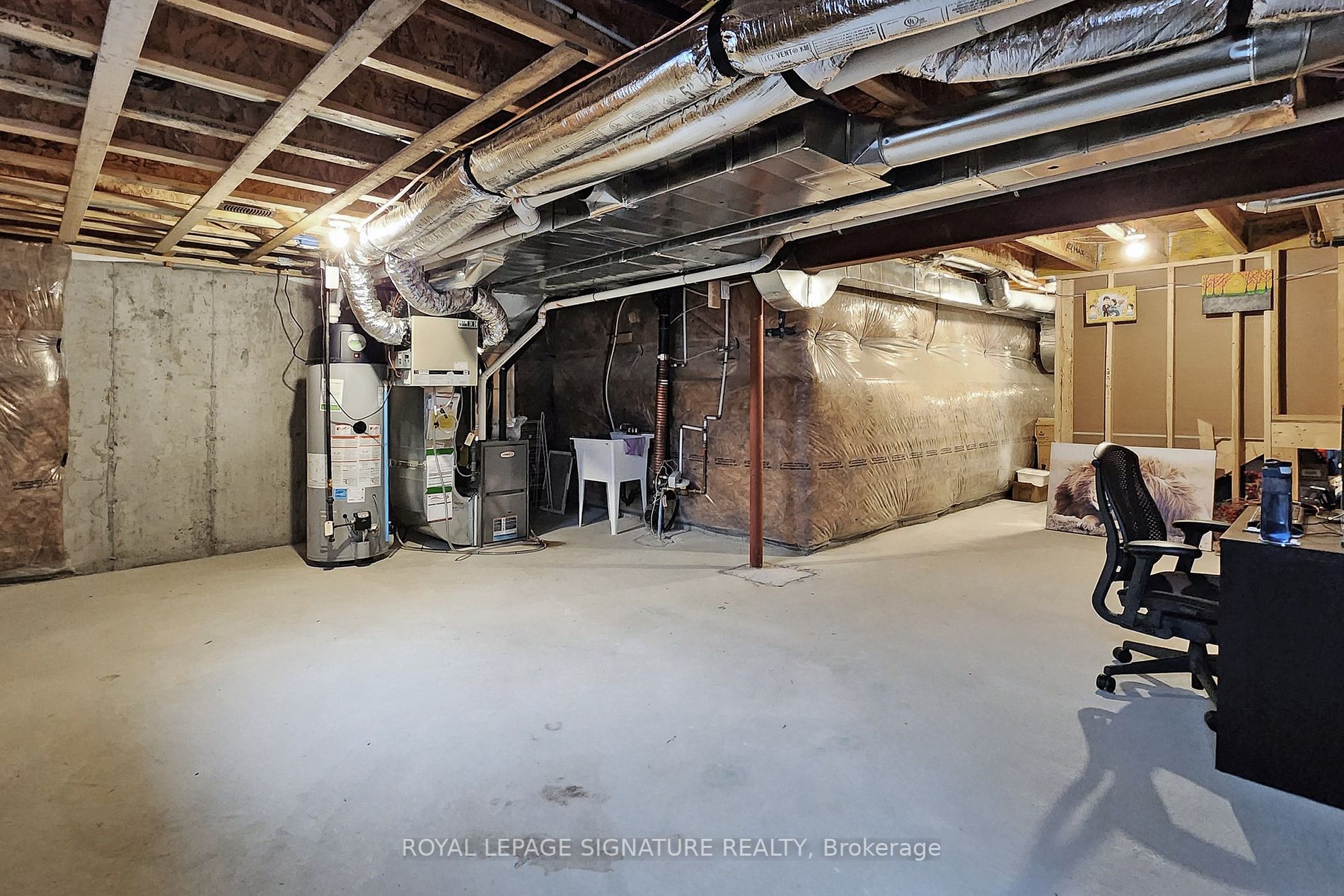 49 Broden Cres