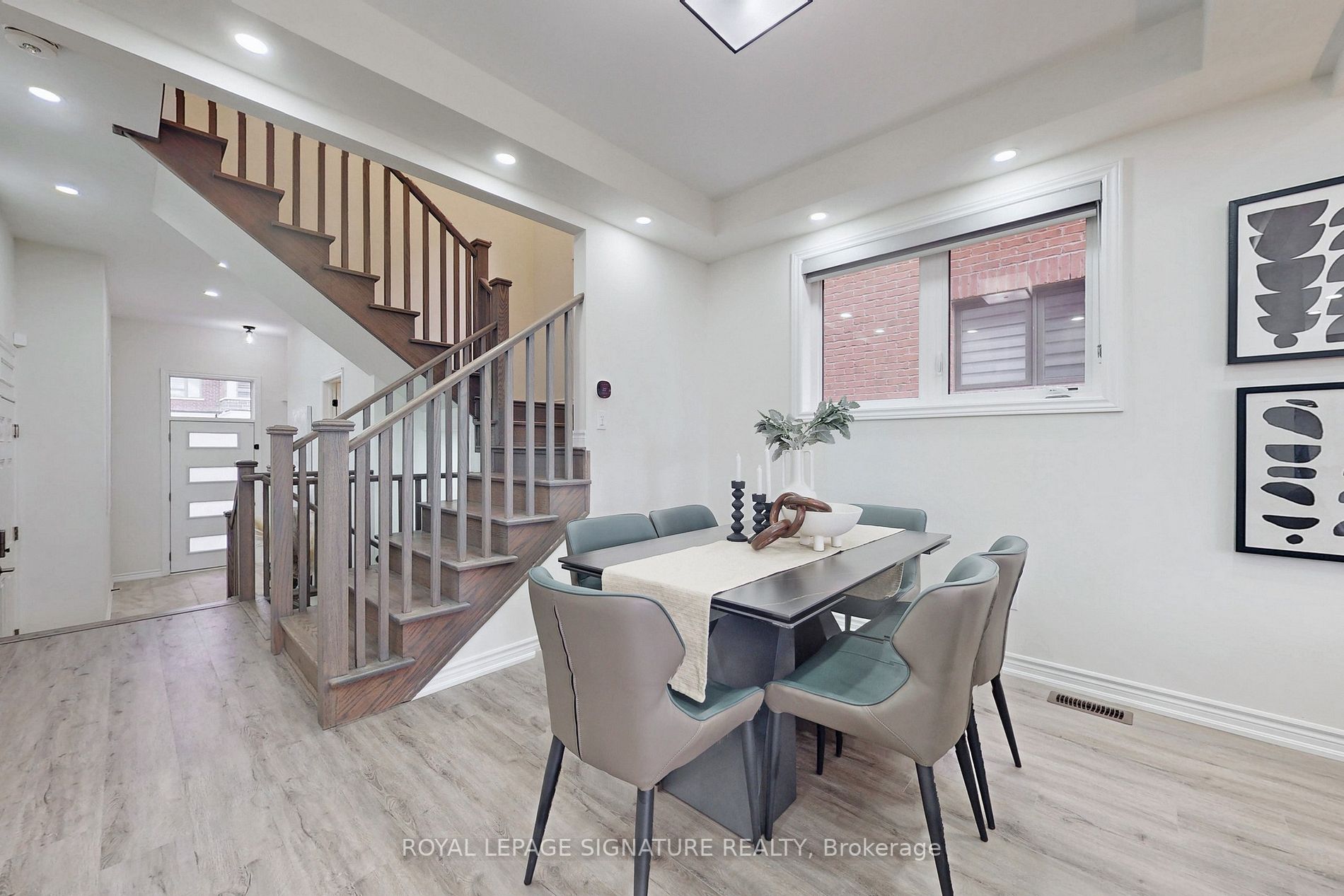 49 Broden Cres
