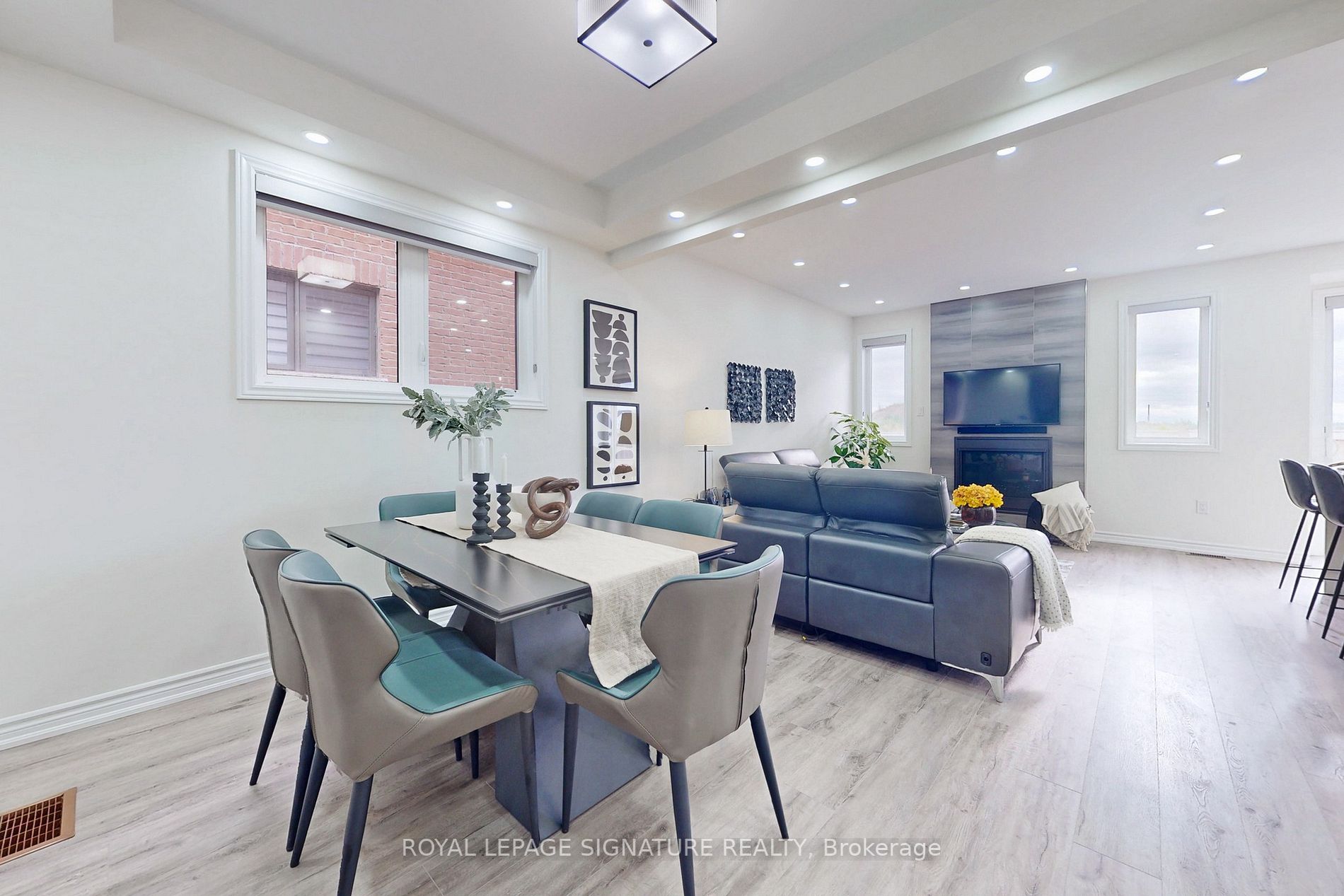 49 Broden Cres