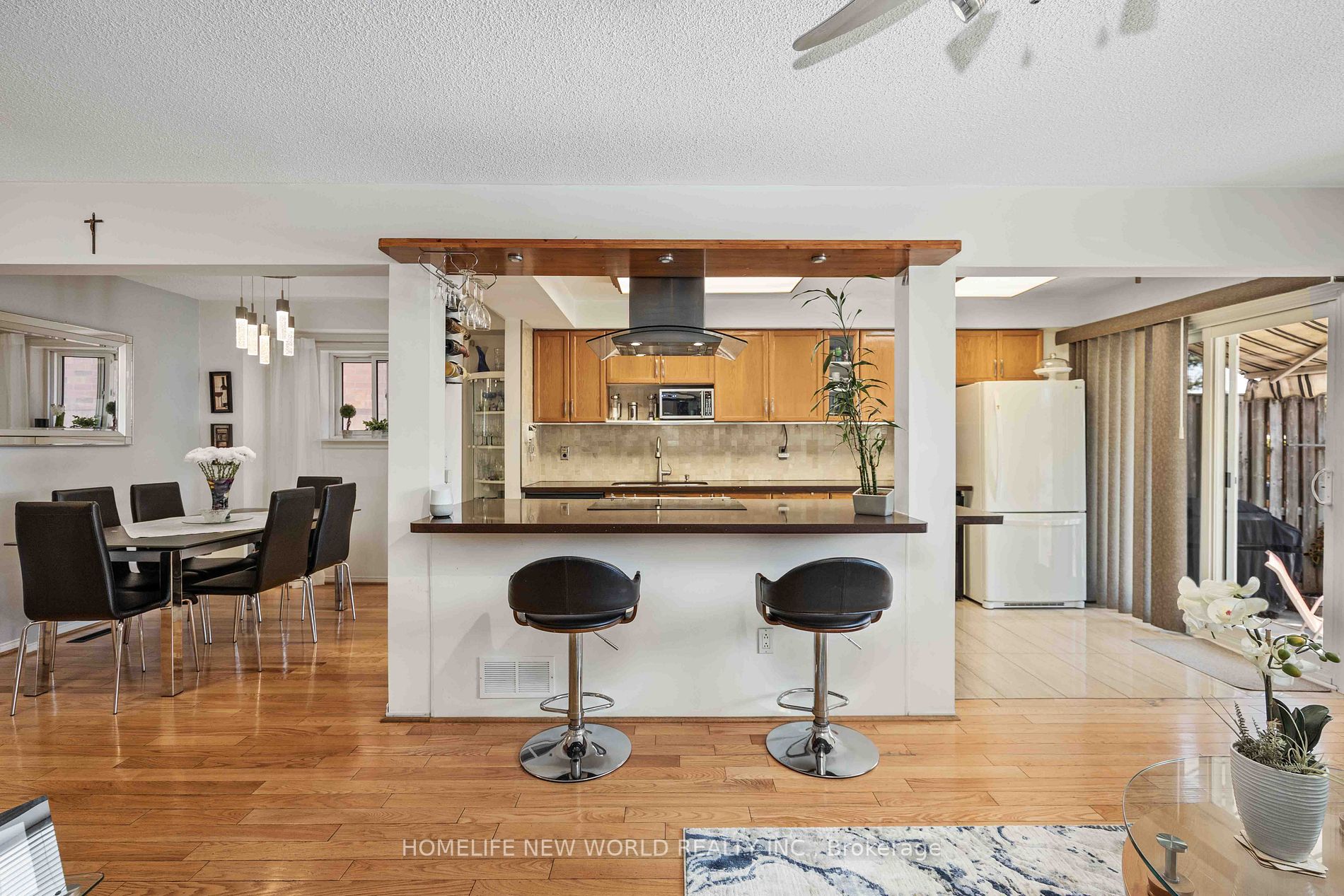 48 Mccullock Cres
