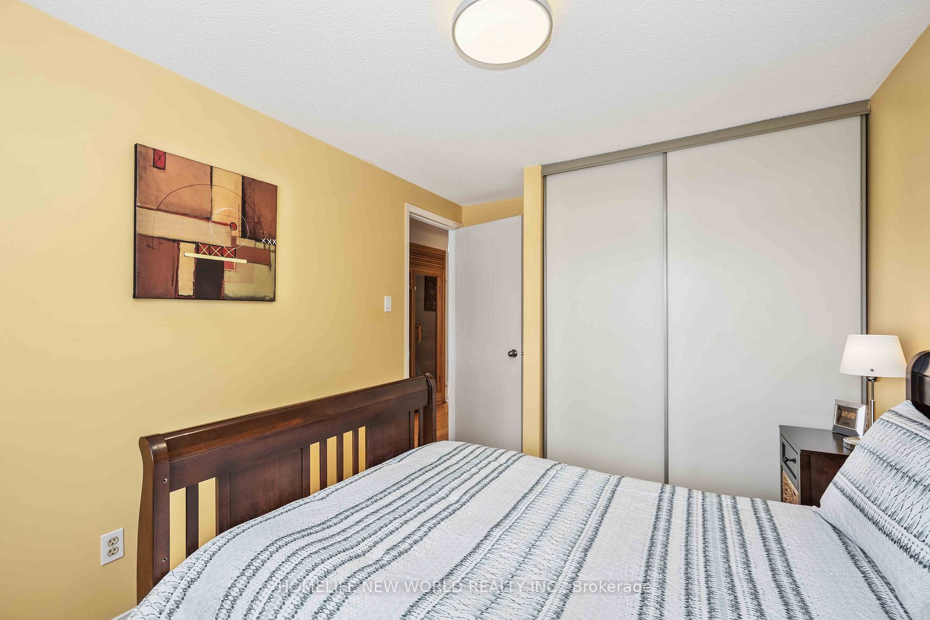 48 Mccullock Cres