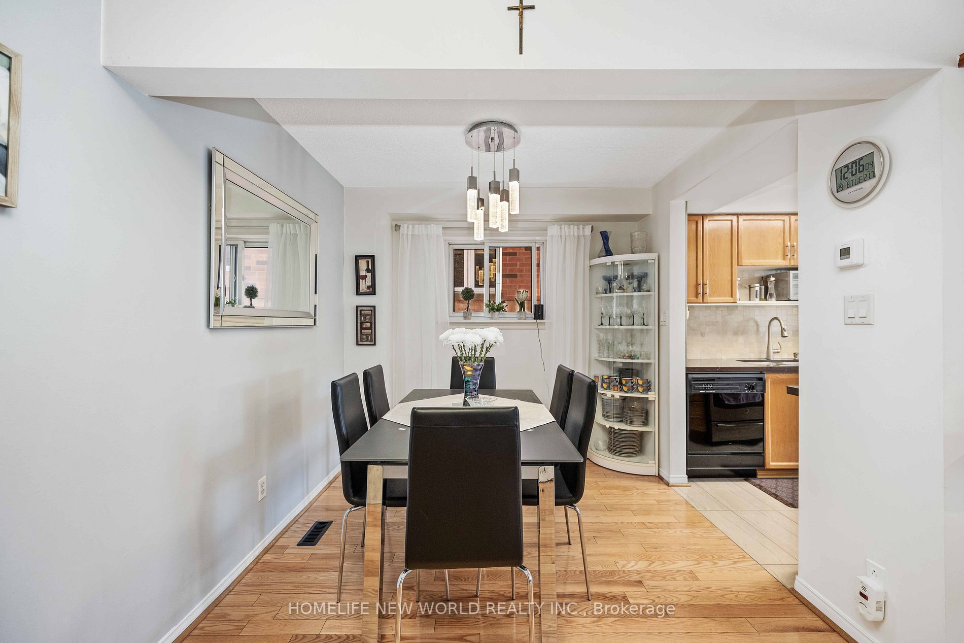 48 Mccullock Cres