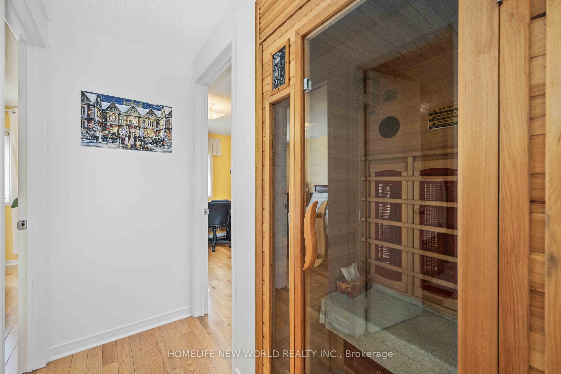 48 Mccullock Cres
