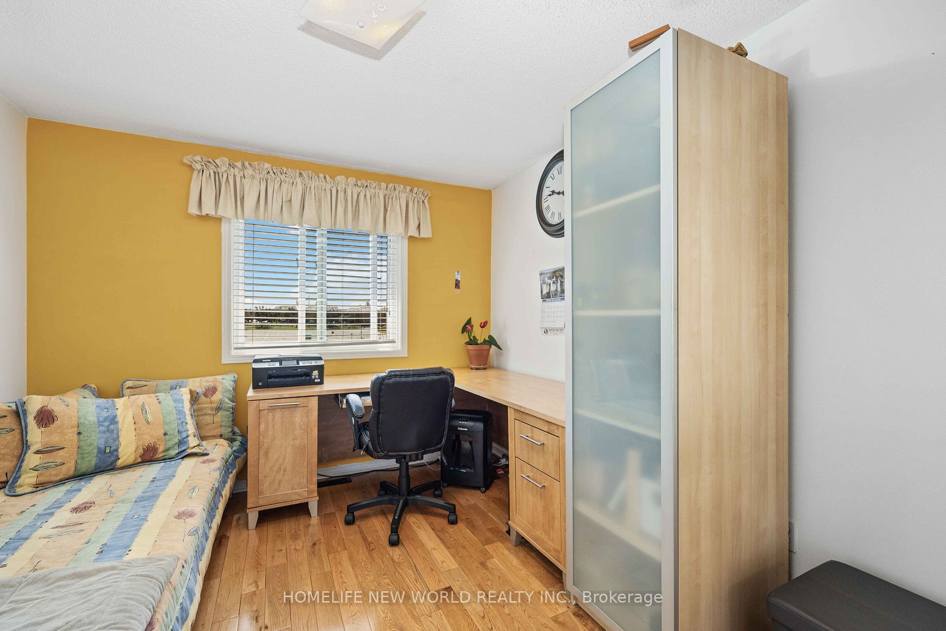48 Mccullock Cres