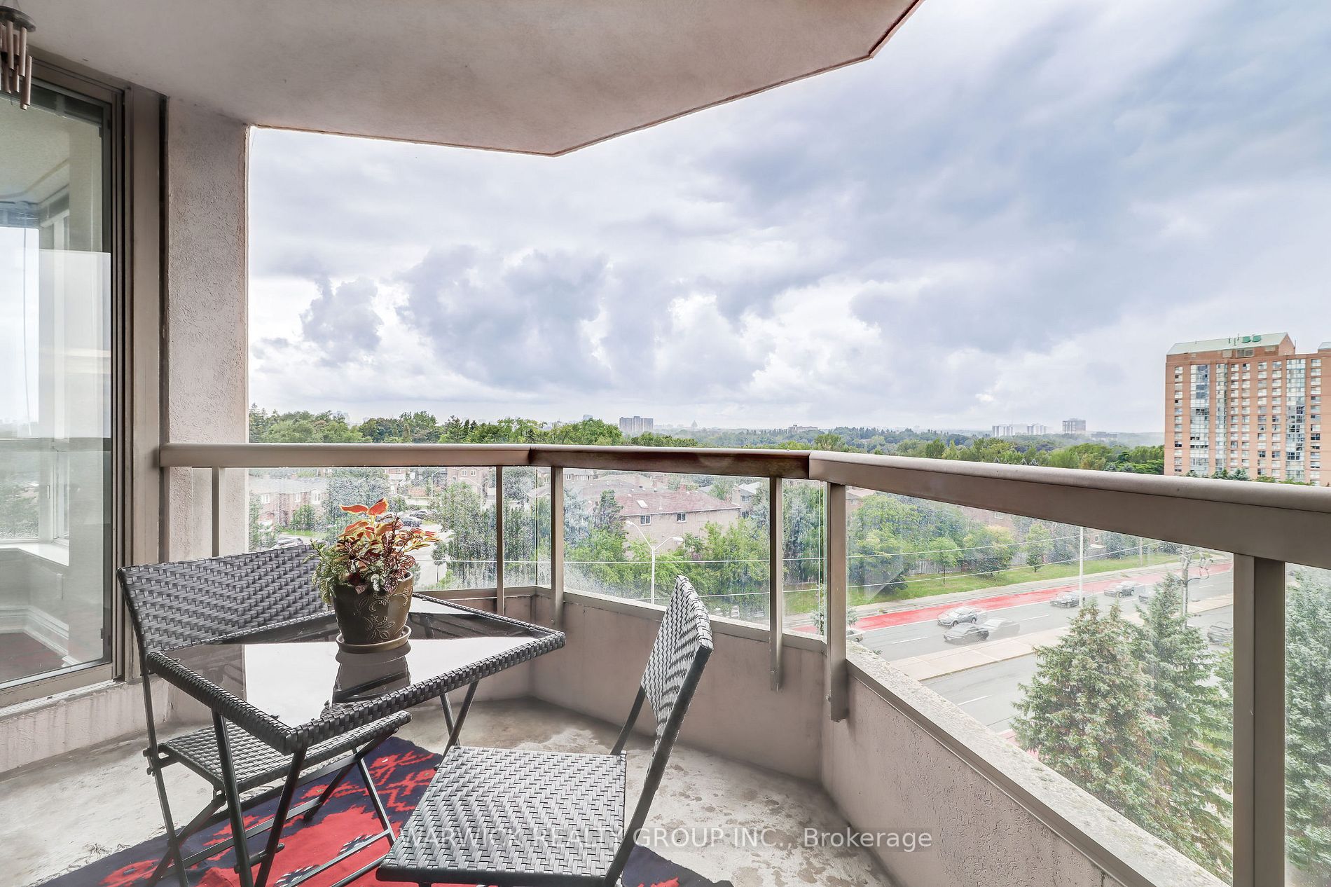 10 Guildwood Pkwy, #819