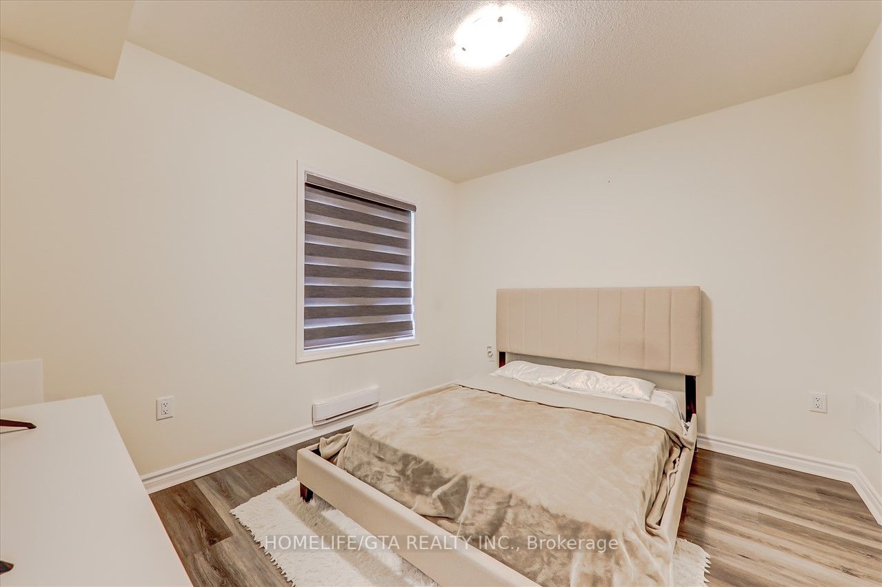 2470 Fall Harvest Cres