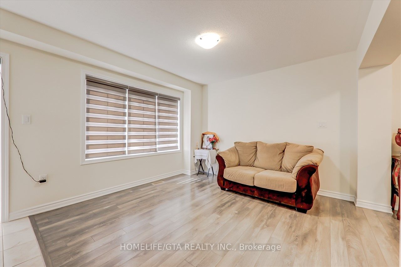 2470 Fall Harvest Cres