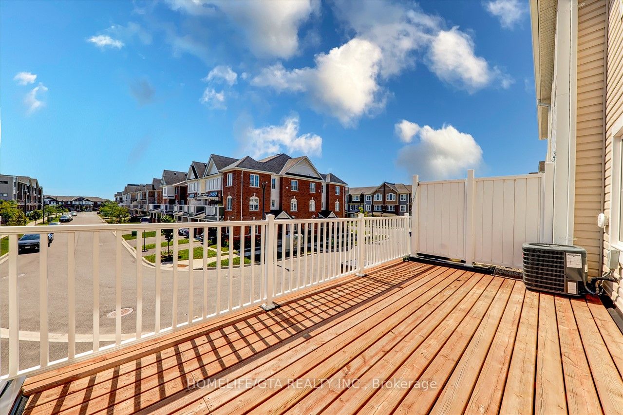 2470 Fall Harvest Cres