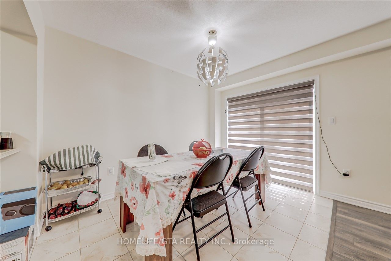 2470 Fall Harvest Cres