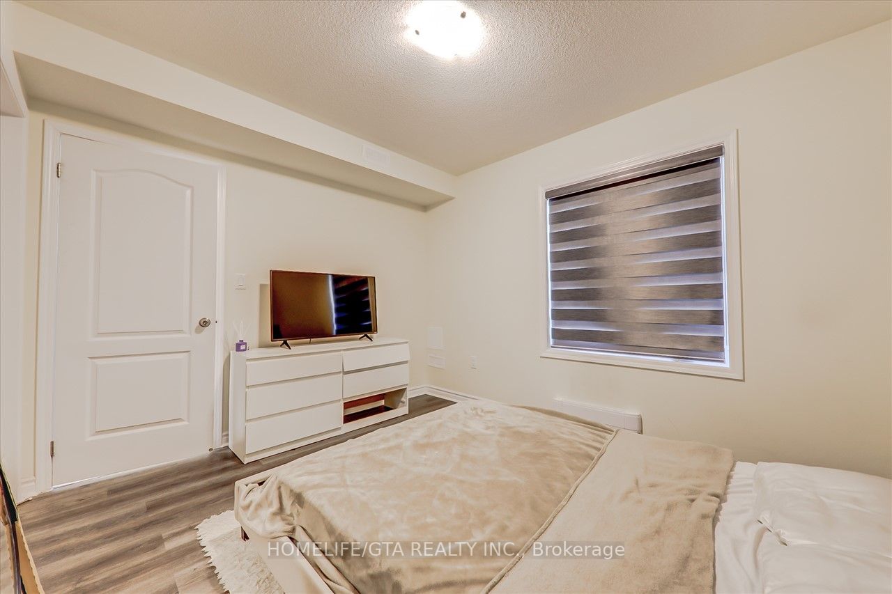 2470 Fall Harvest Cres