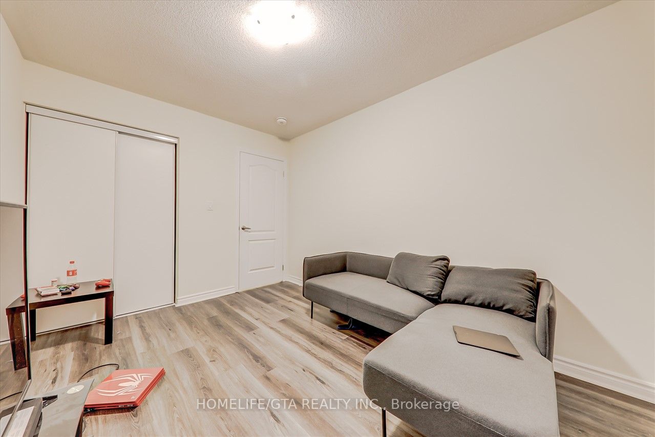 2470 Fall Harvest Cres