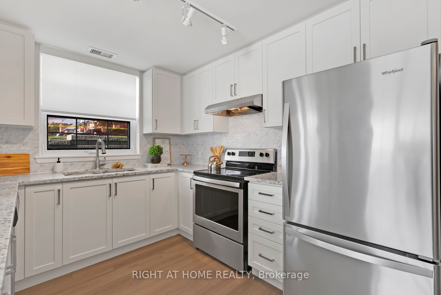 21 Brookhouse Dr, #116