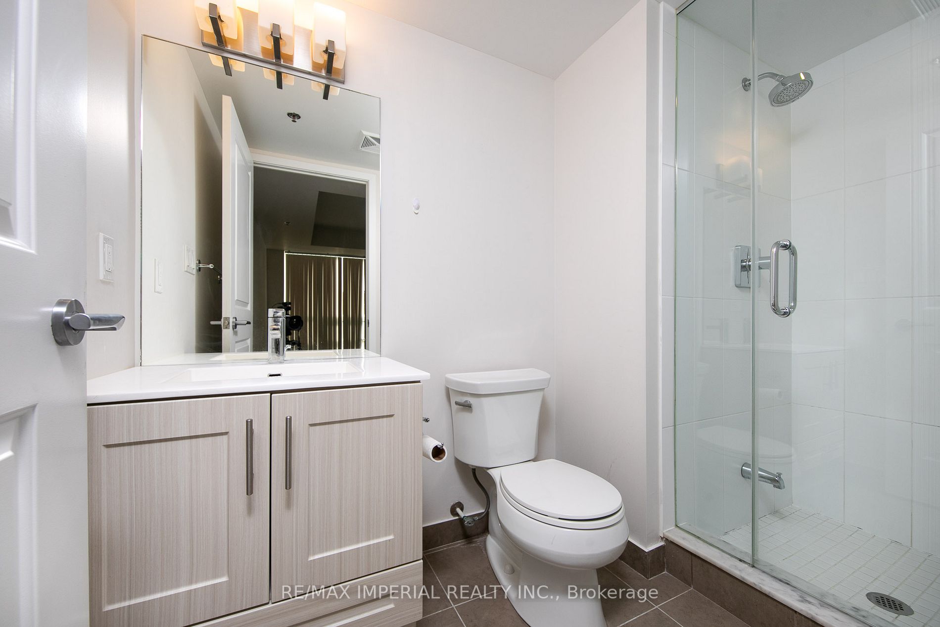 185 Bonis Ave, #208