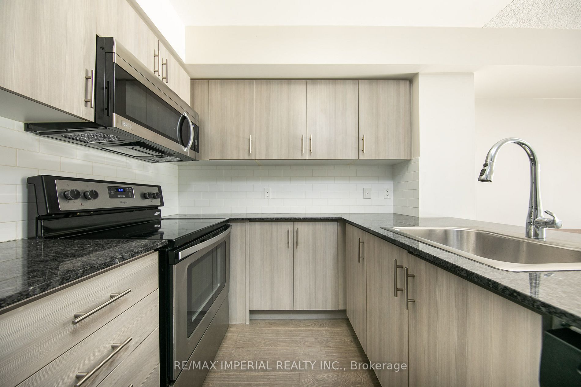 185 Bonis Ave, #208