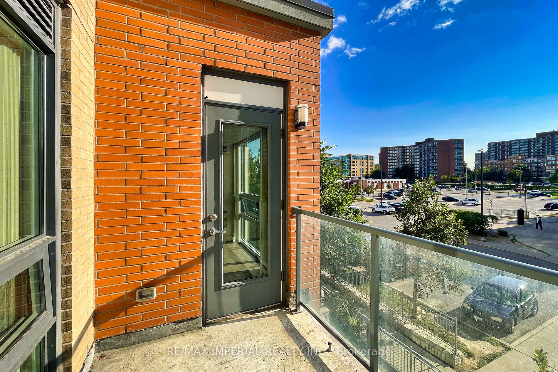 185 Bonis Ave, #208