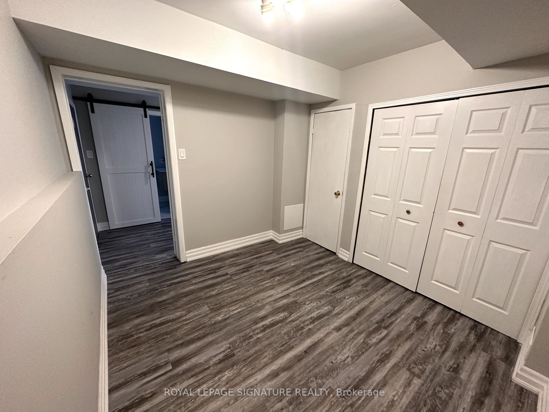 2 Whittington Crt, #Lower