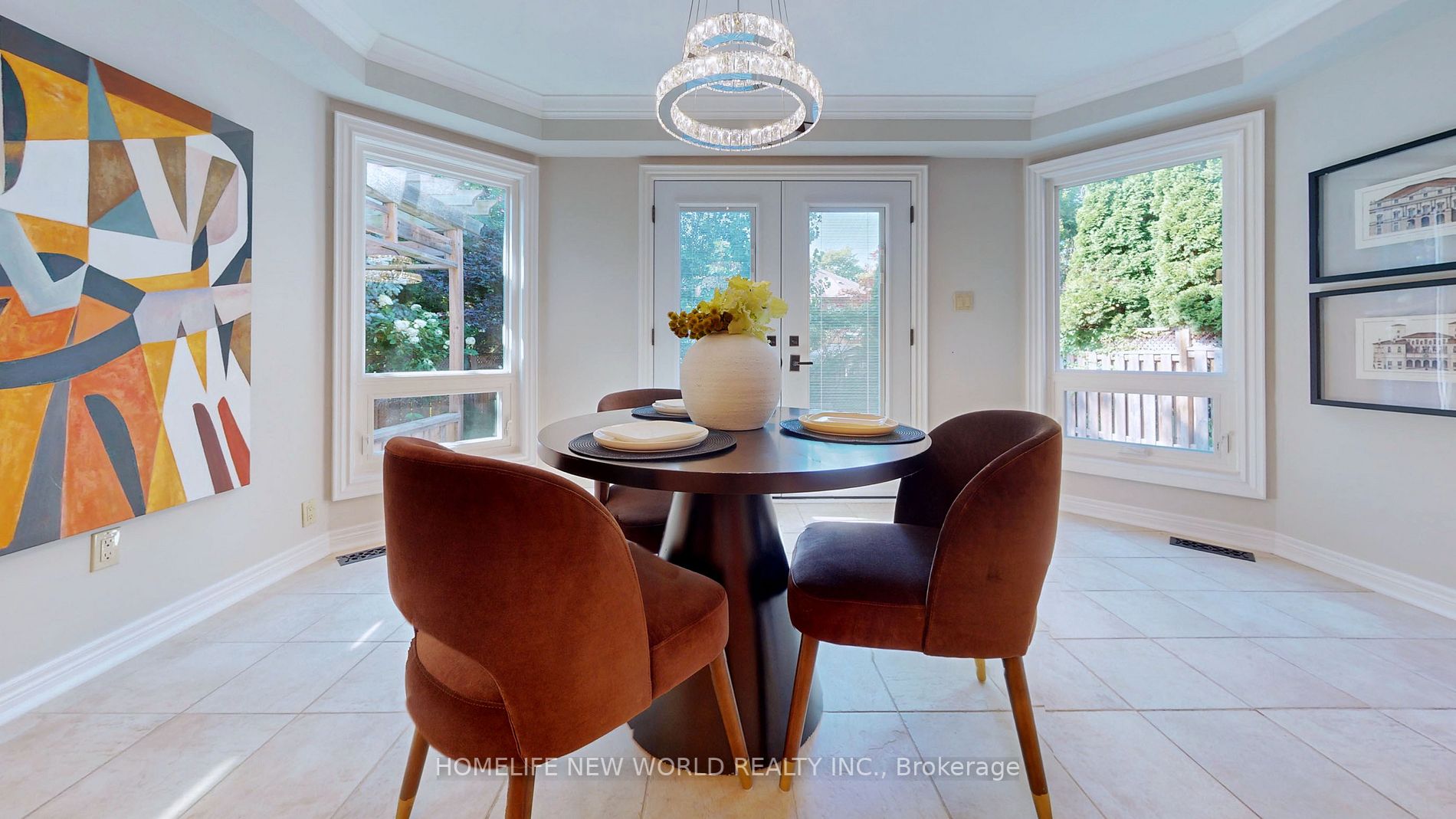 883 Darwin Dr