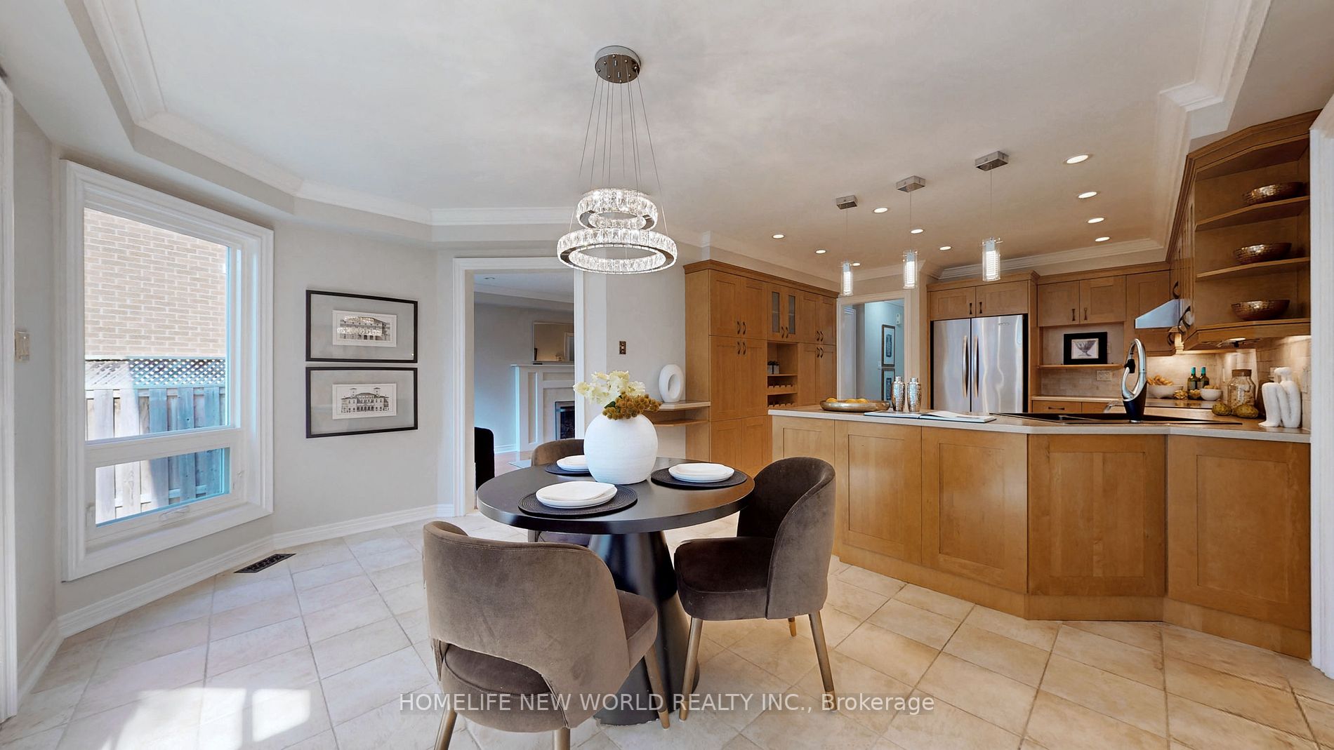 883 Darwin Dr