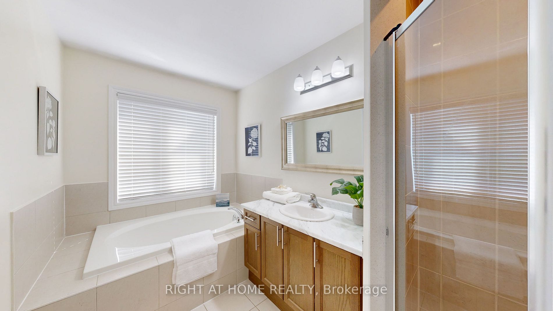 2495 Hill Rise Court