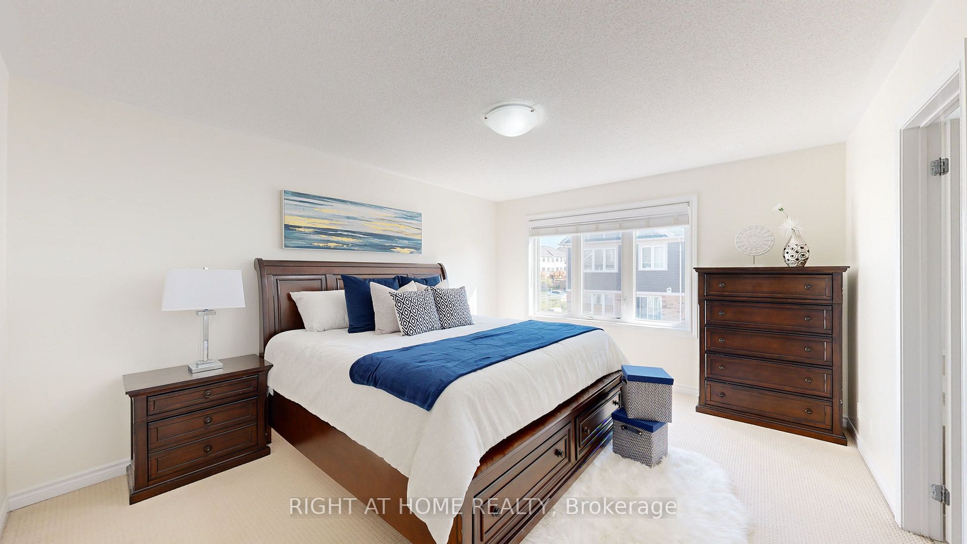 2495 Hill Rise Court