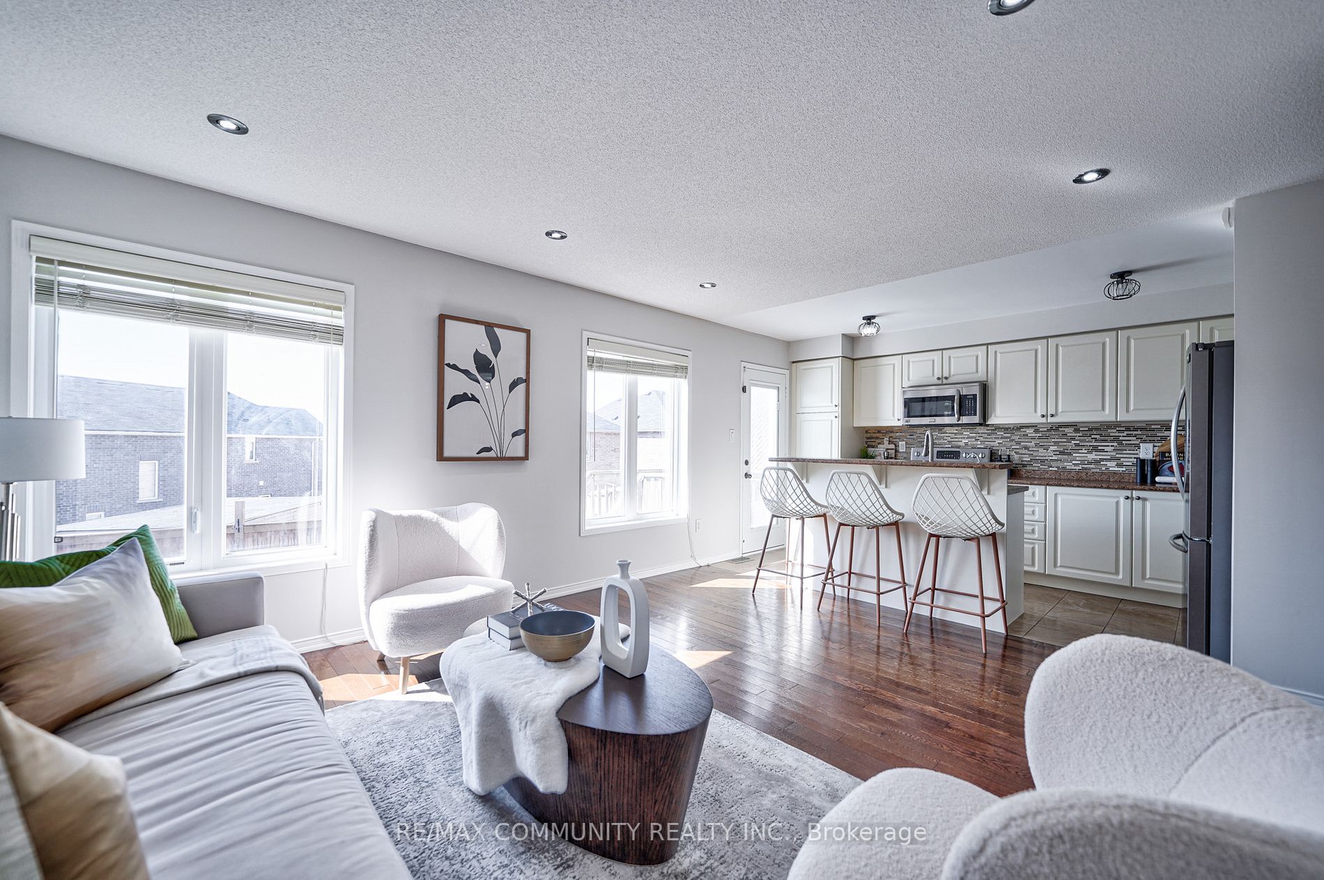 29 Formosa Ave