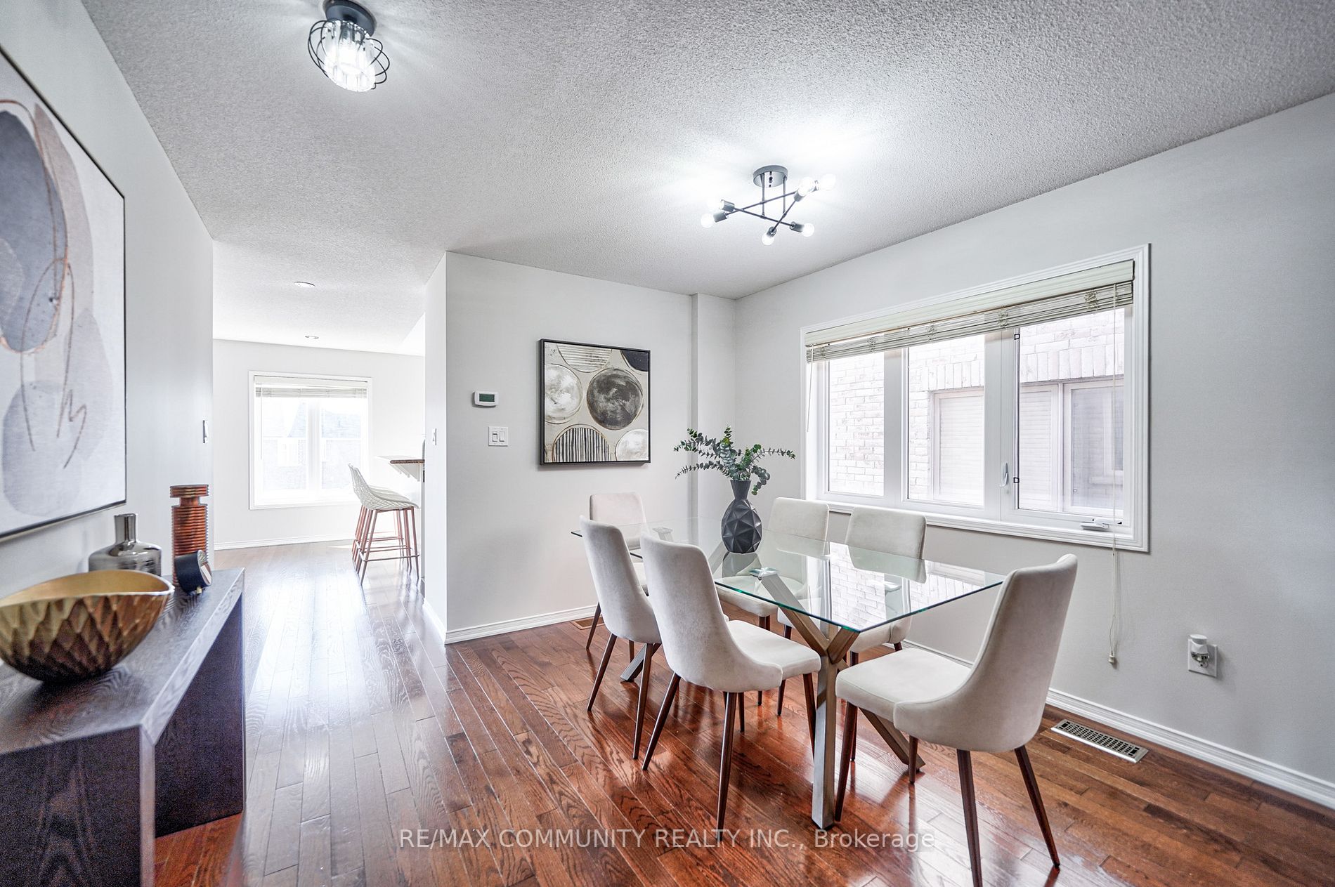 29 Formosa Ave