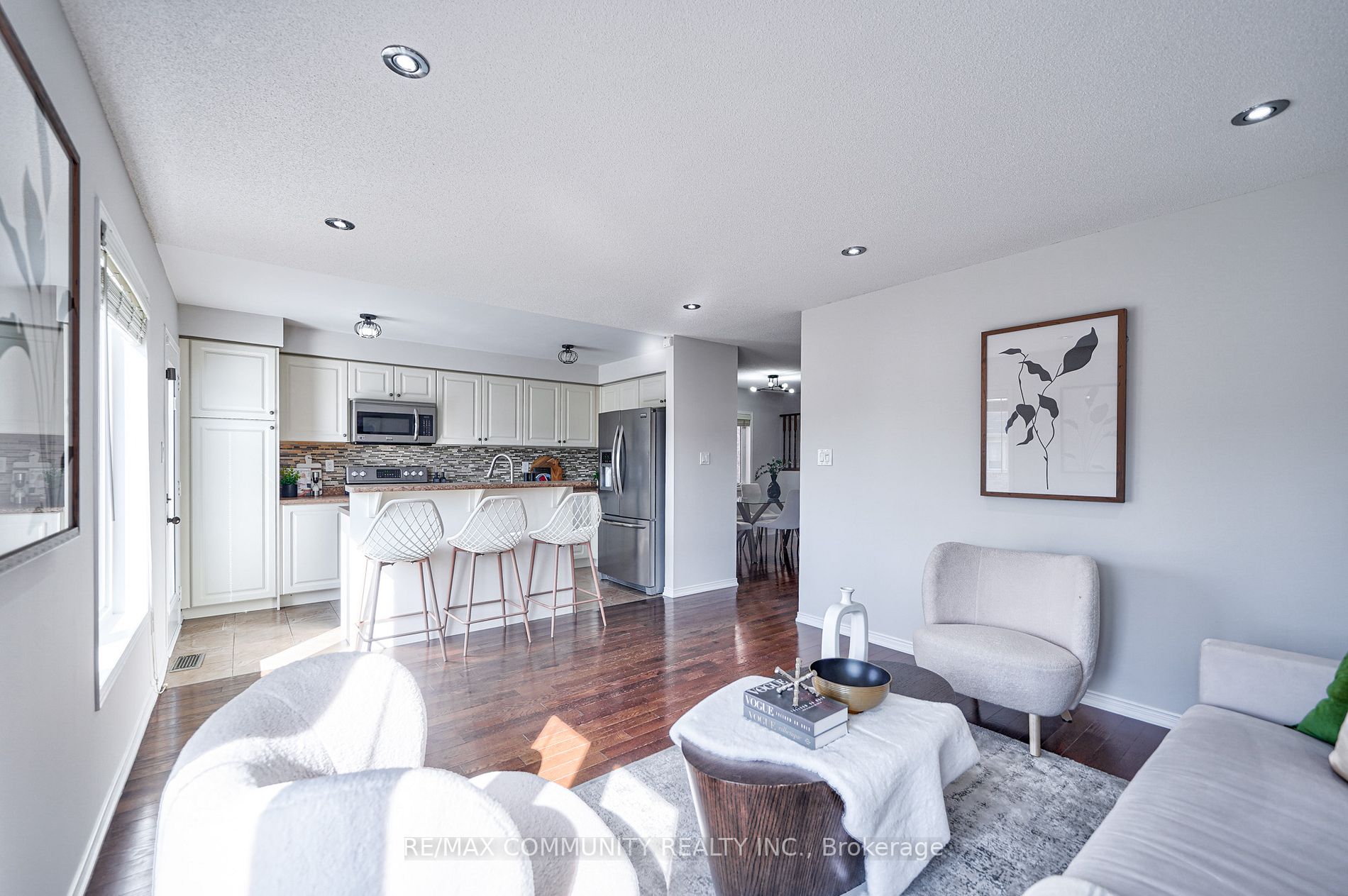 29 Formosa Ave
