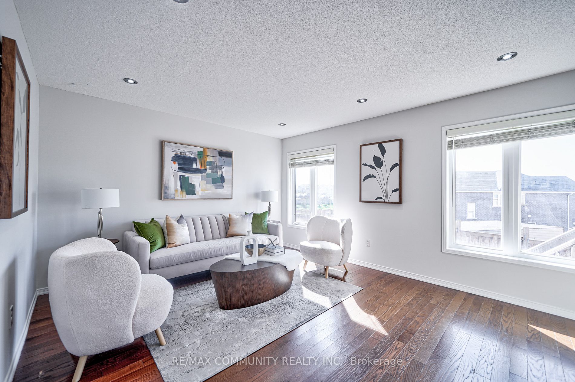 29 Formosa Ave