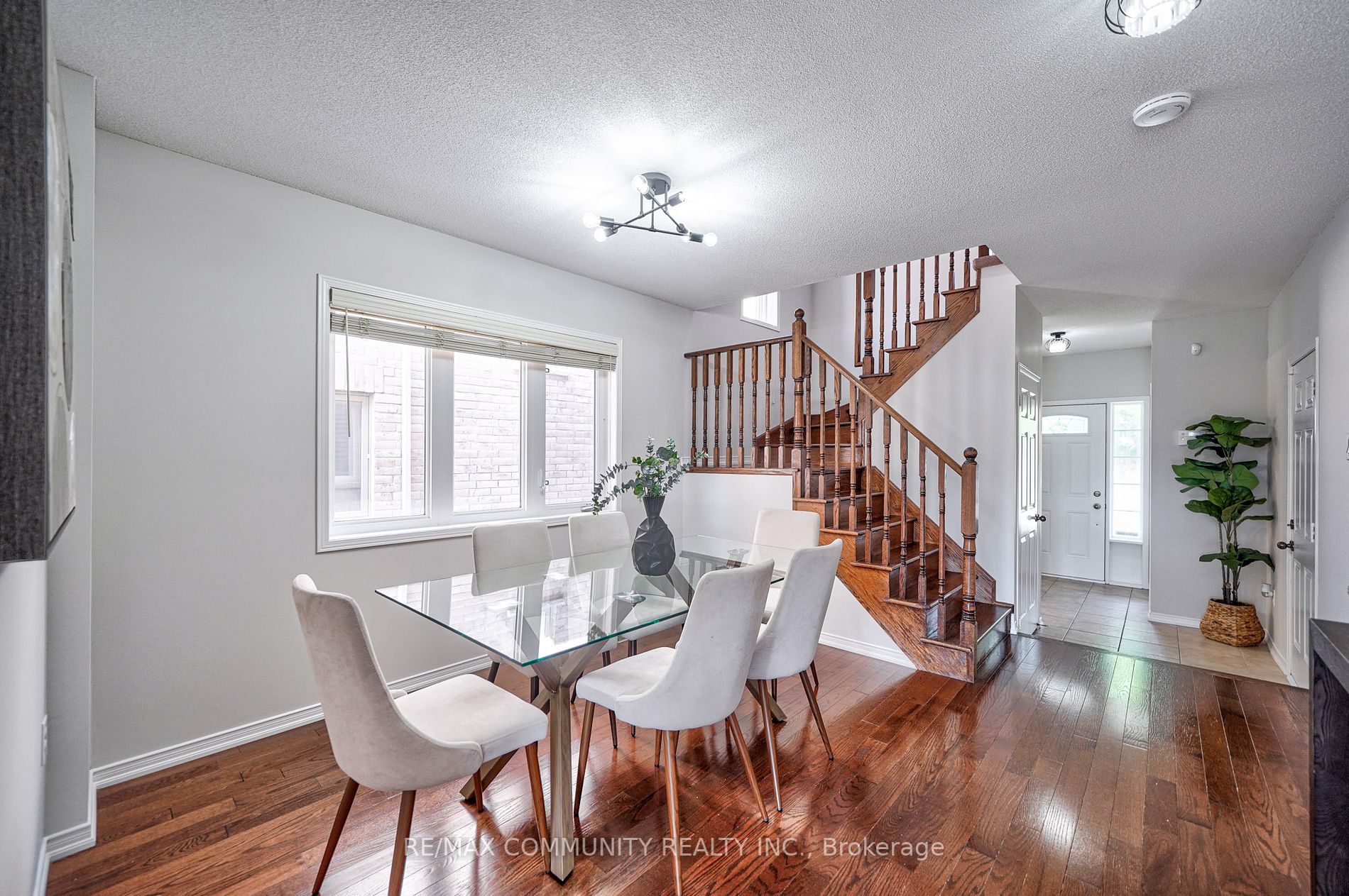 29 Formosa Ave