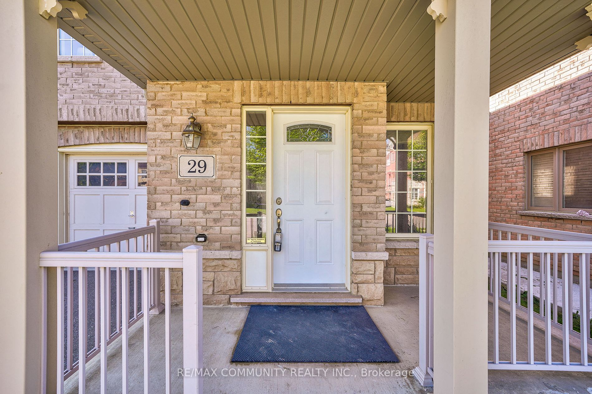 29 Formosa Ave