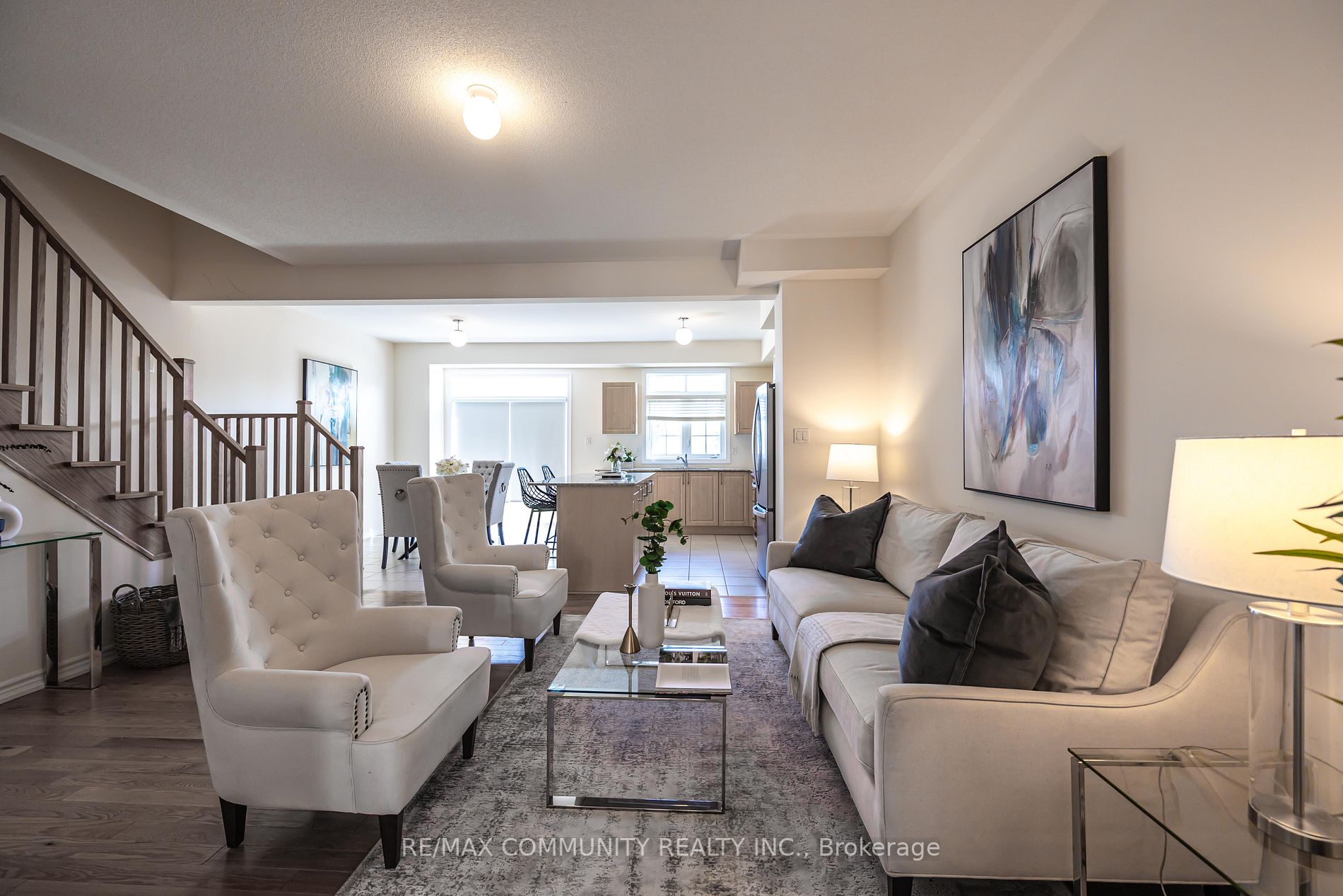 9 Brent Crescent