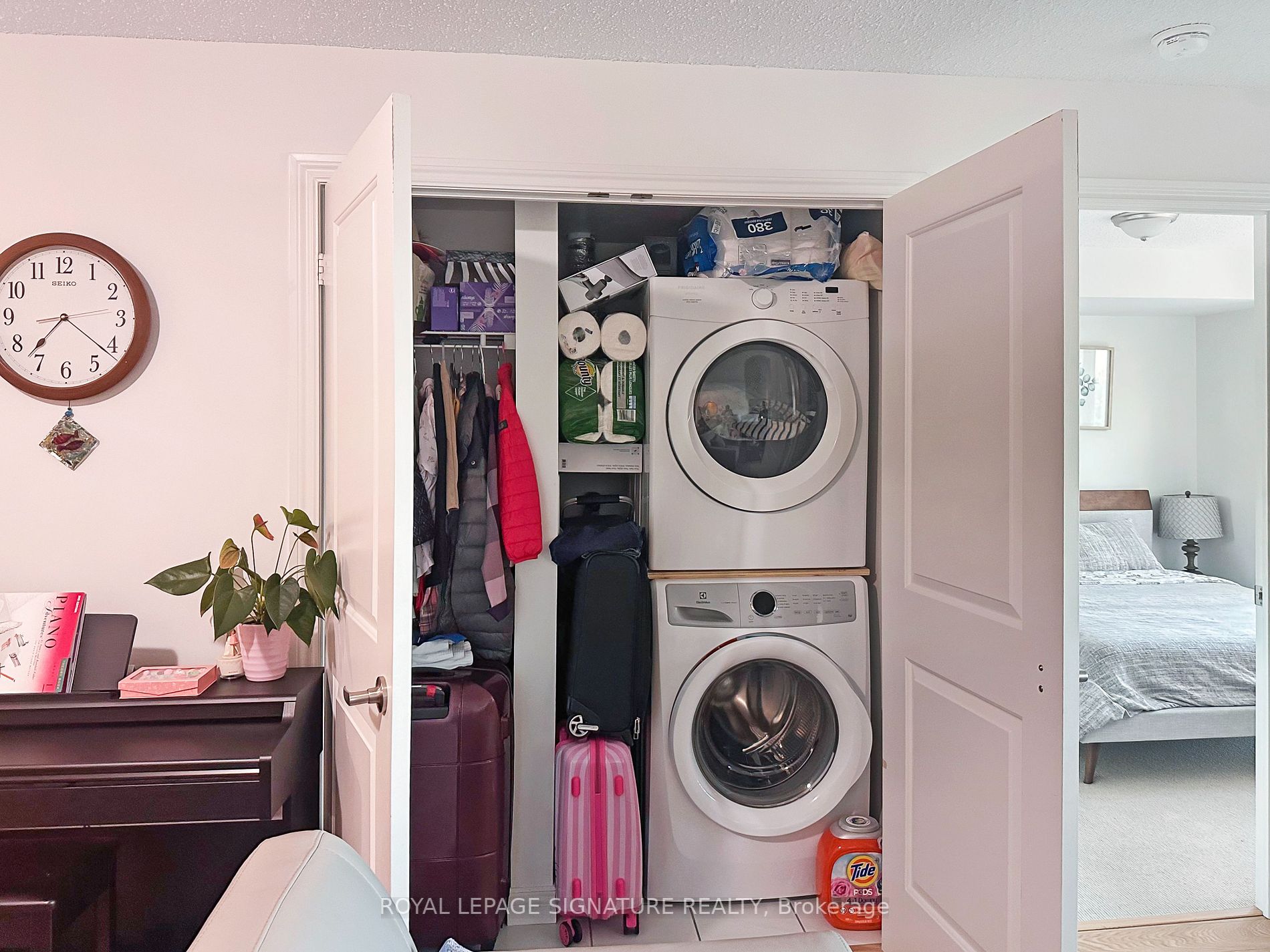50 Town Centre Crt, #2511