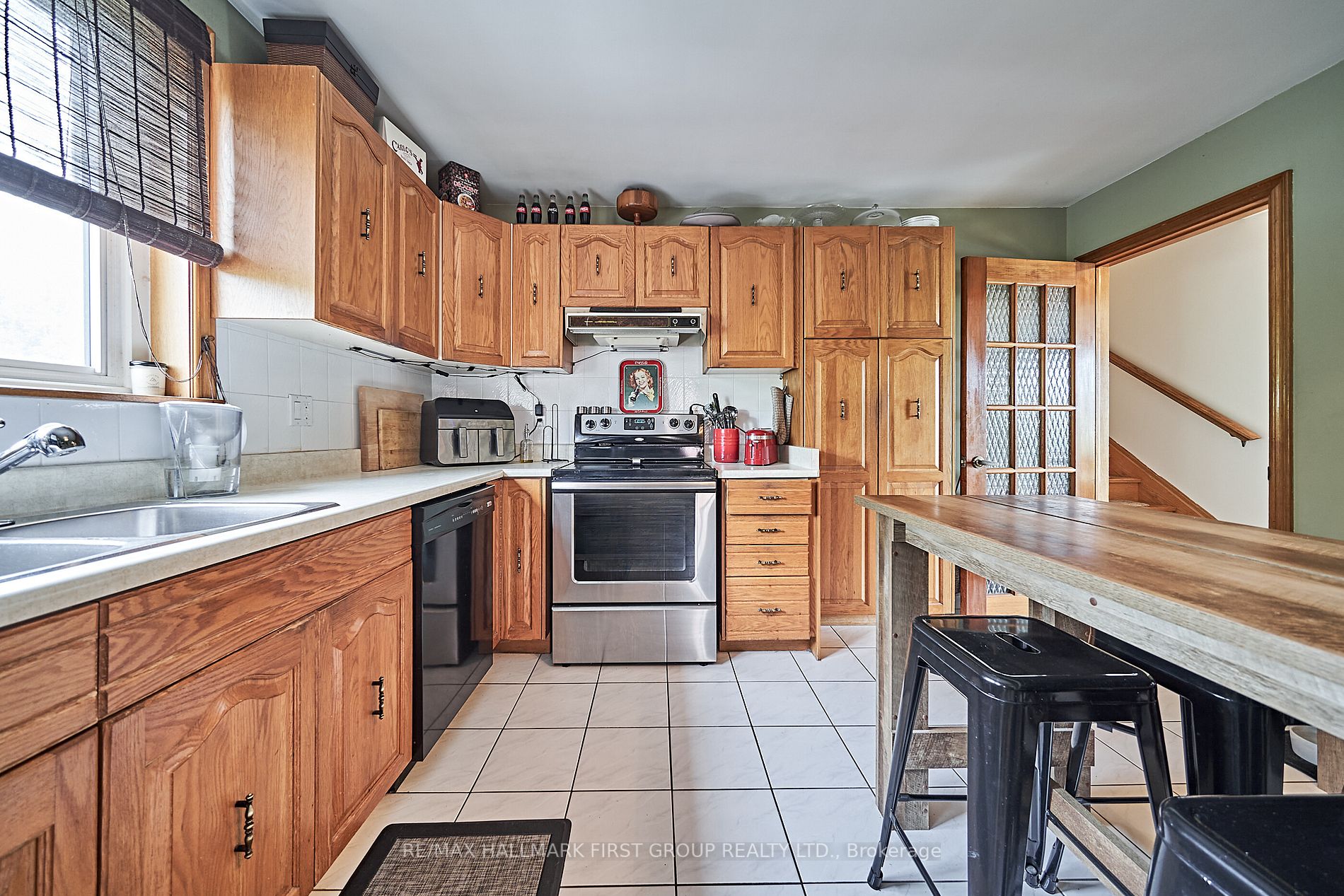 240 Twyn Rivers Dr