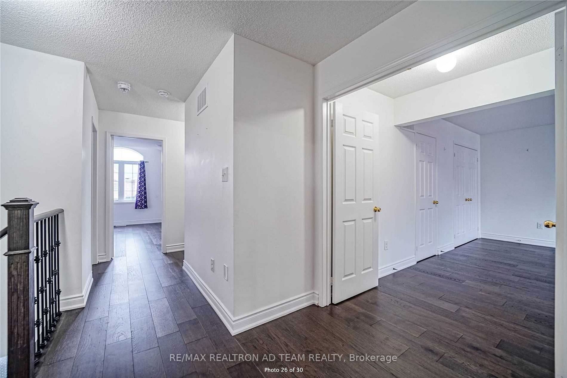7 Raithby Crescent