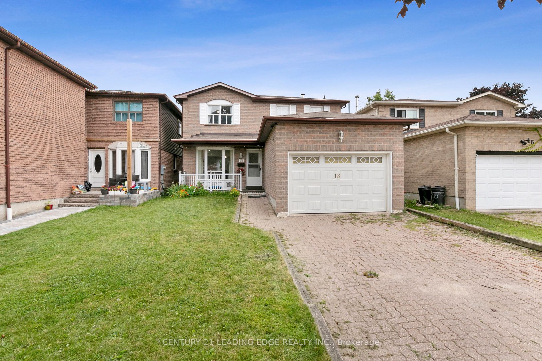 18 Charlton Cres