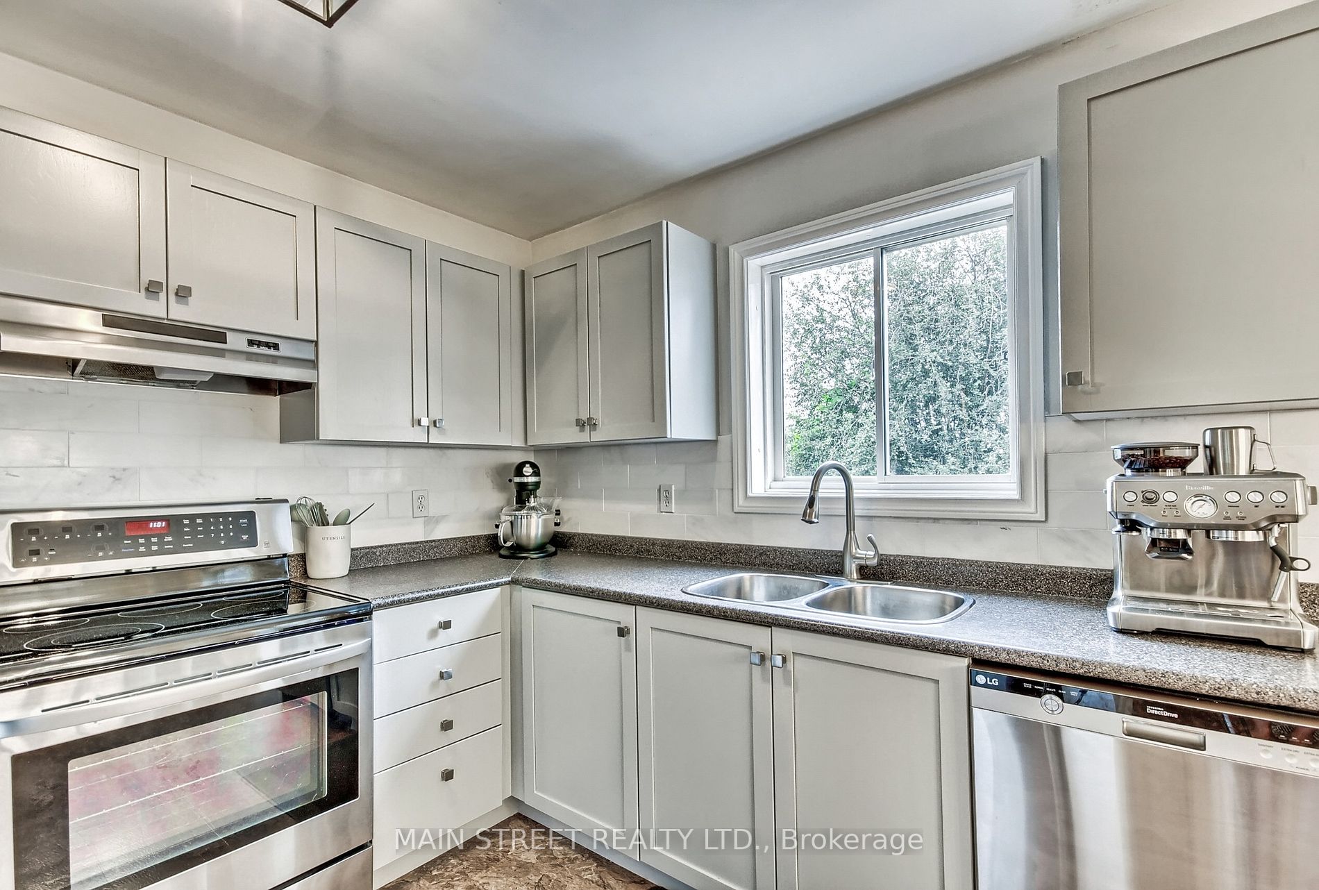 56 Eastfield Crescent
