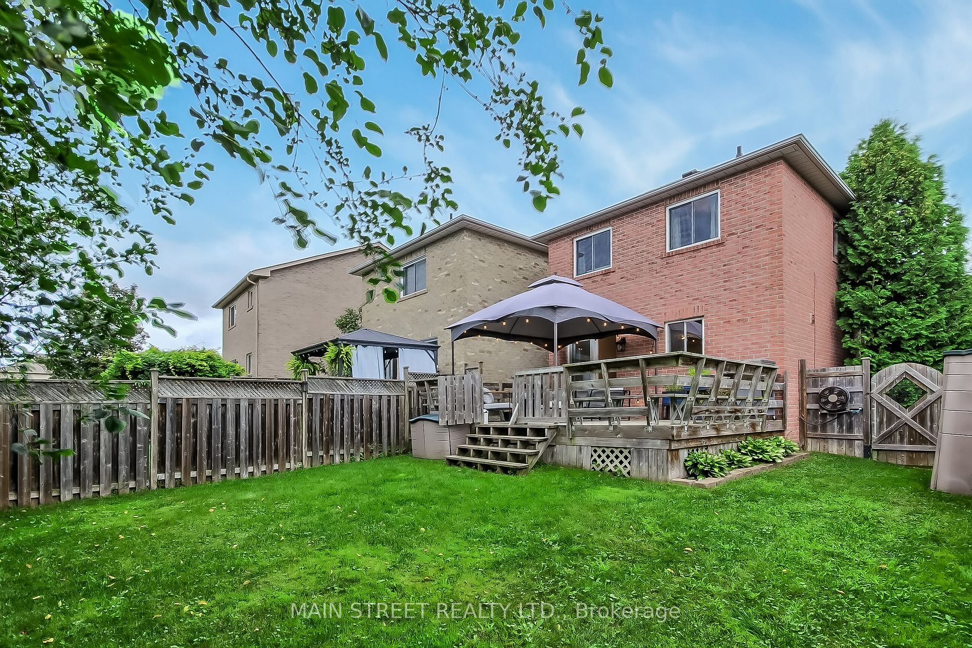 56 Eastfield Crescent