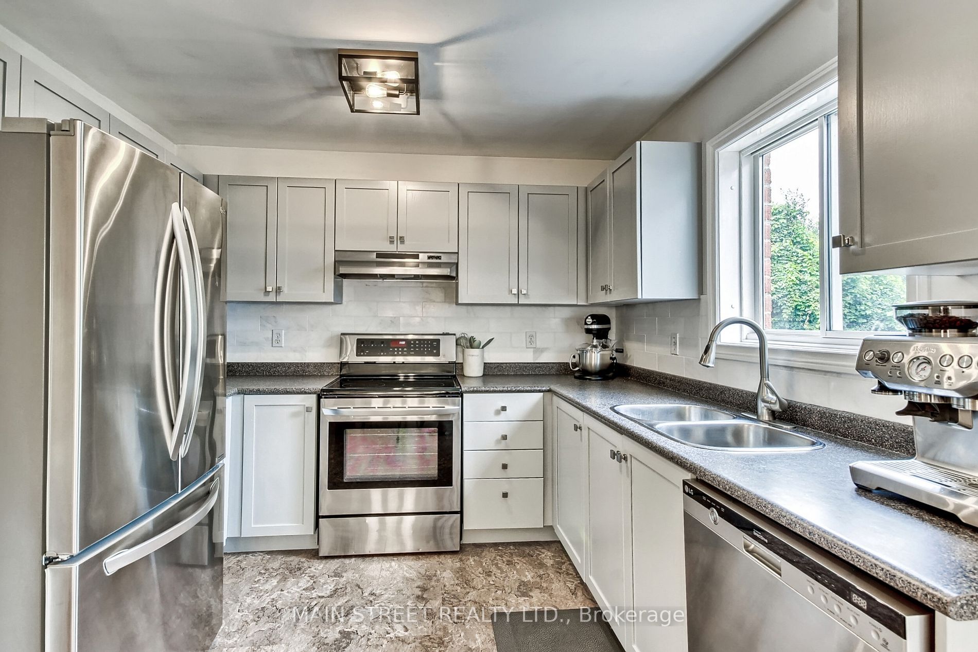 56 Eastfield Crescent