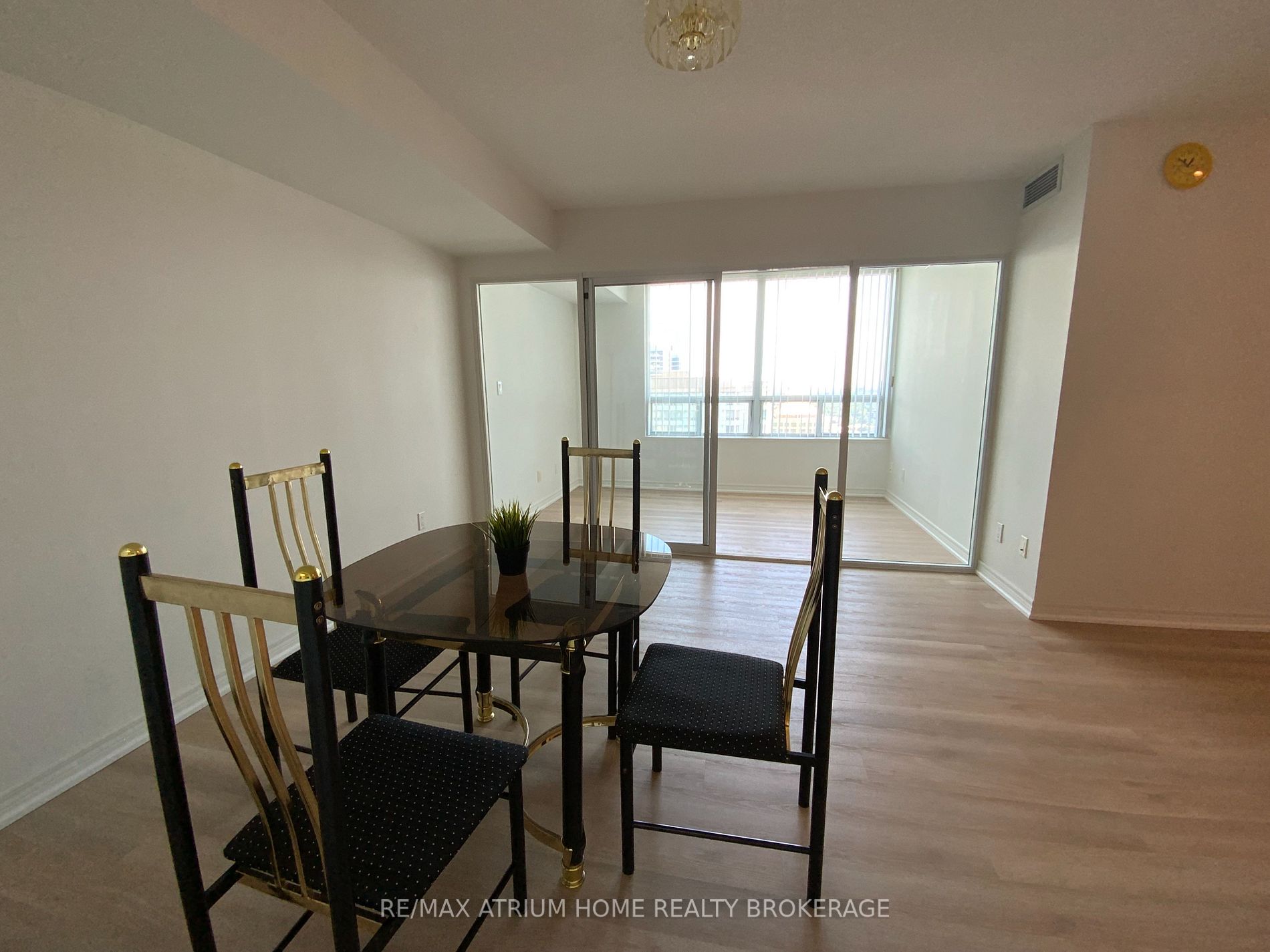 68 Corporate Dr, #3329