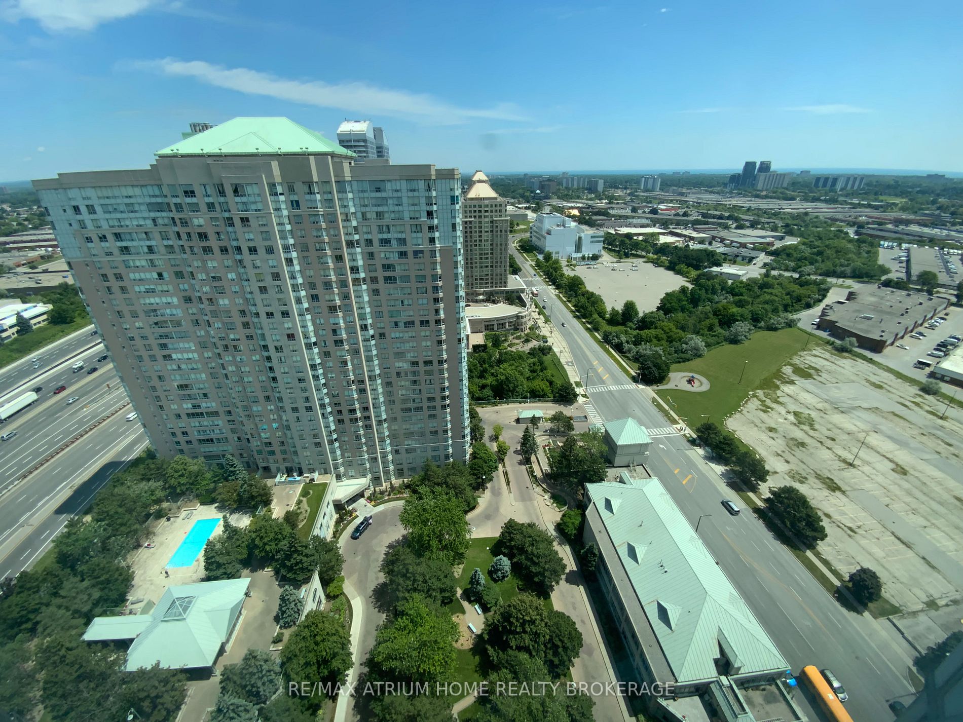 68 Corporate Dr, #3329