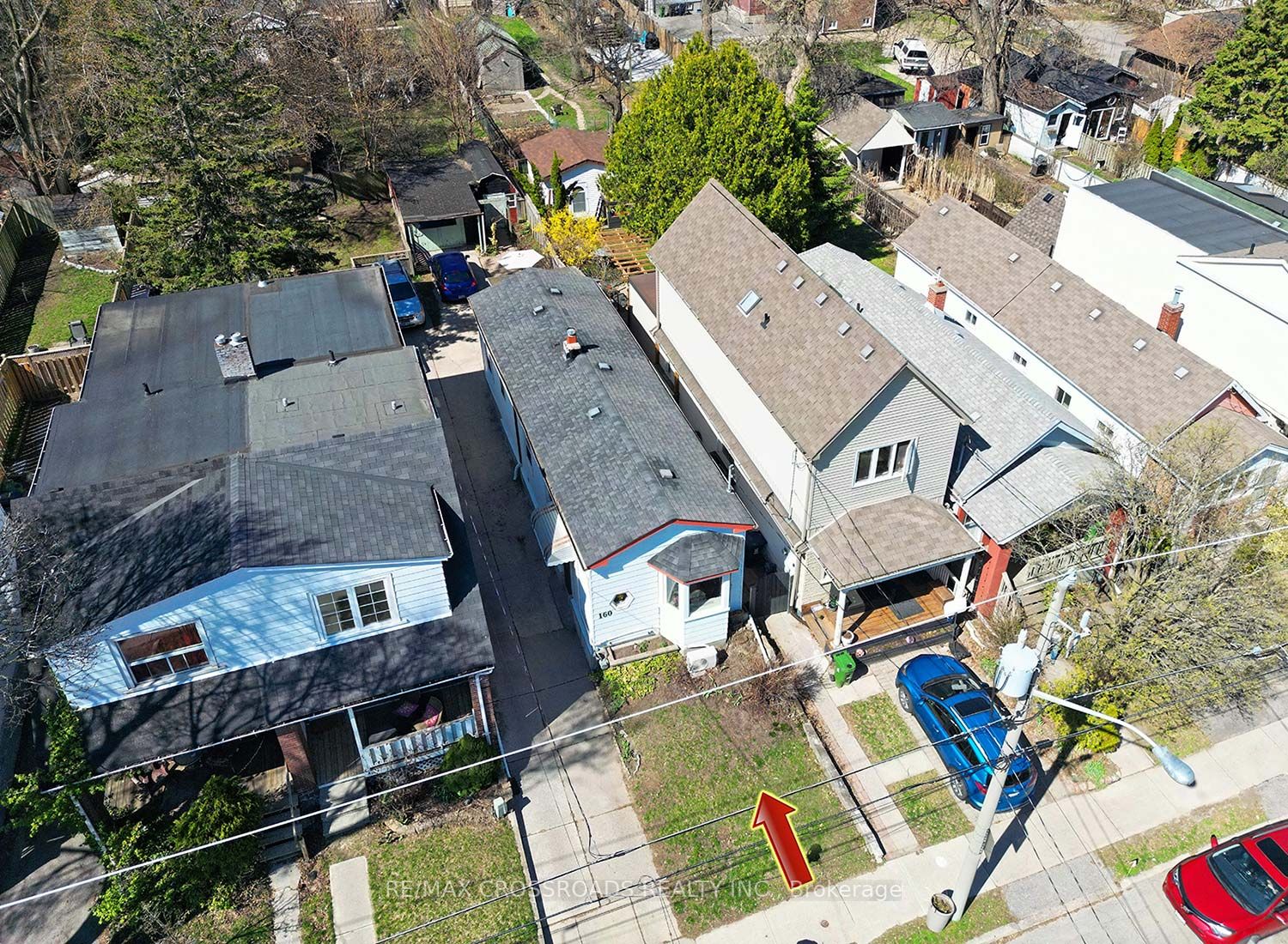 160 King Edward Ave