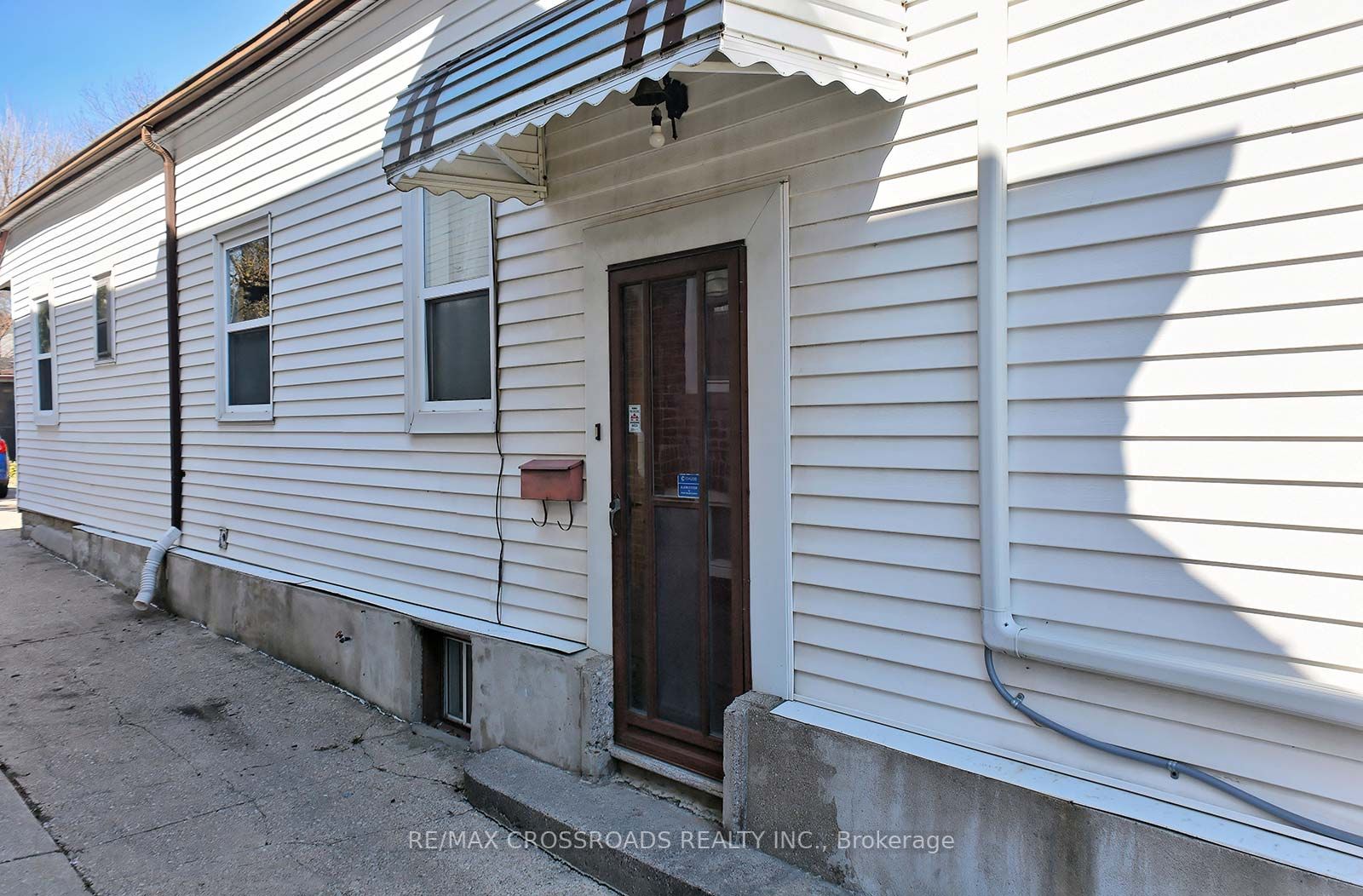 160 King Edward Ave