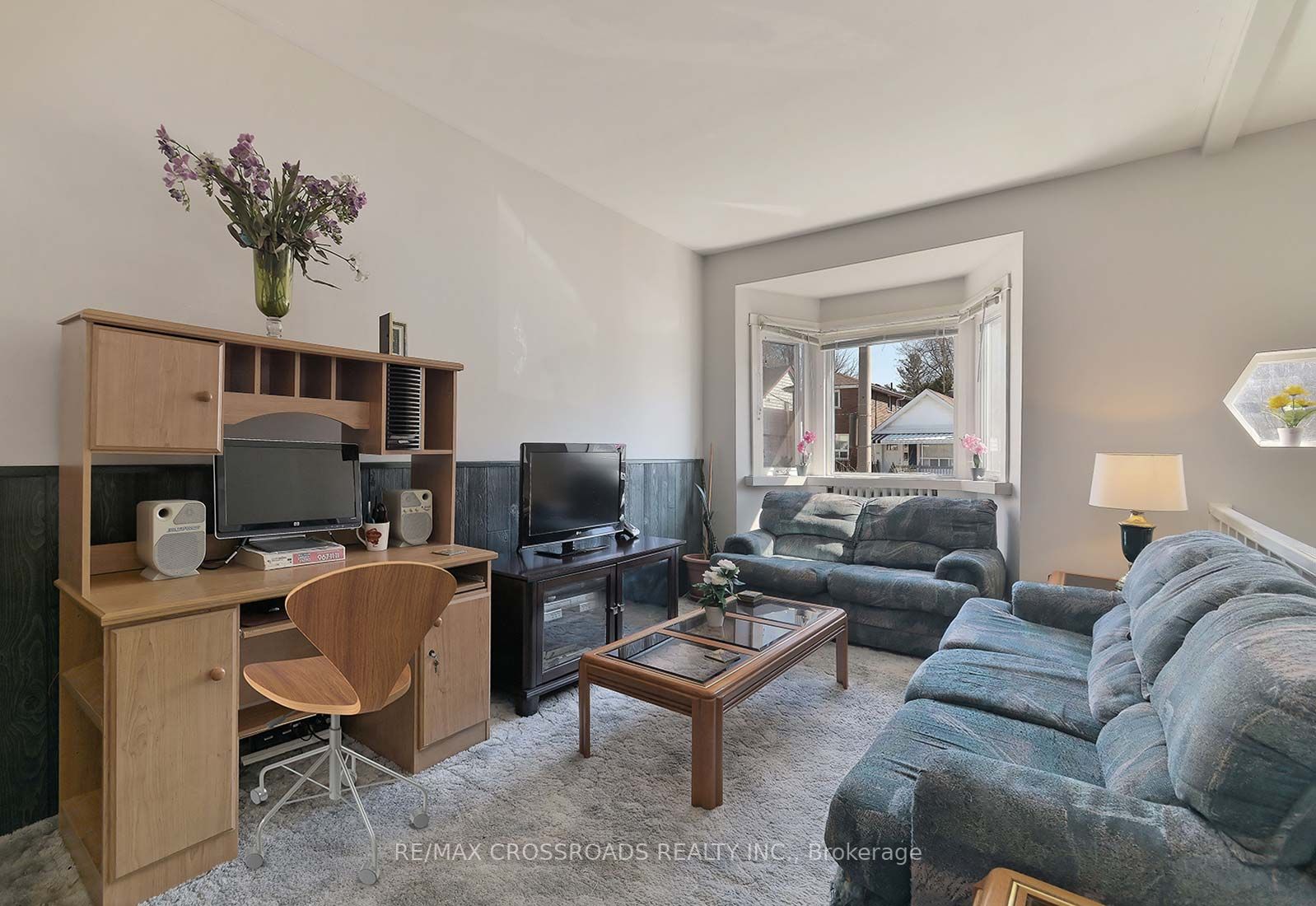 160 King Edward Ave