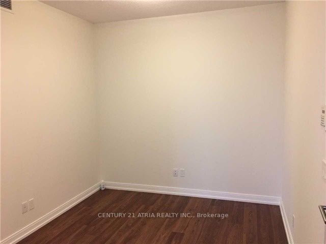 181 Village Green Square, #2211